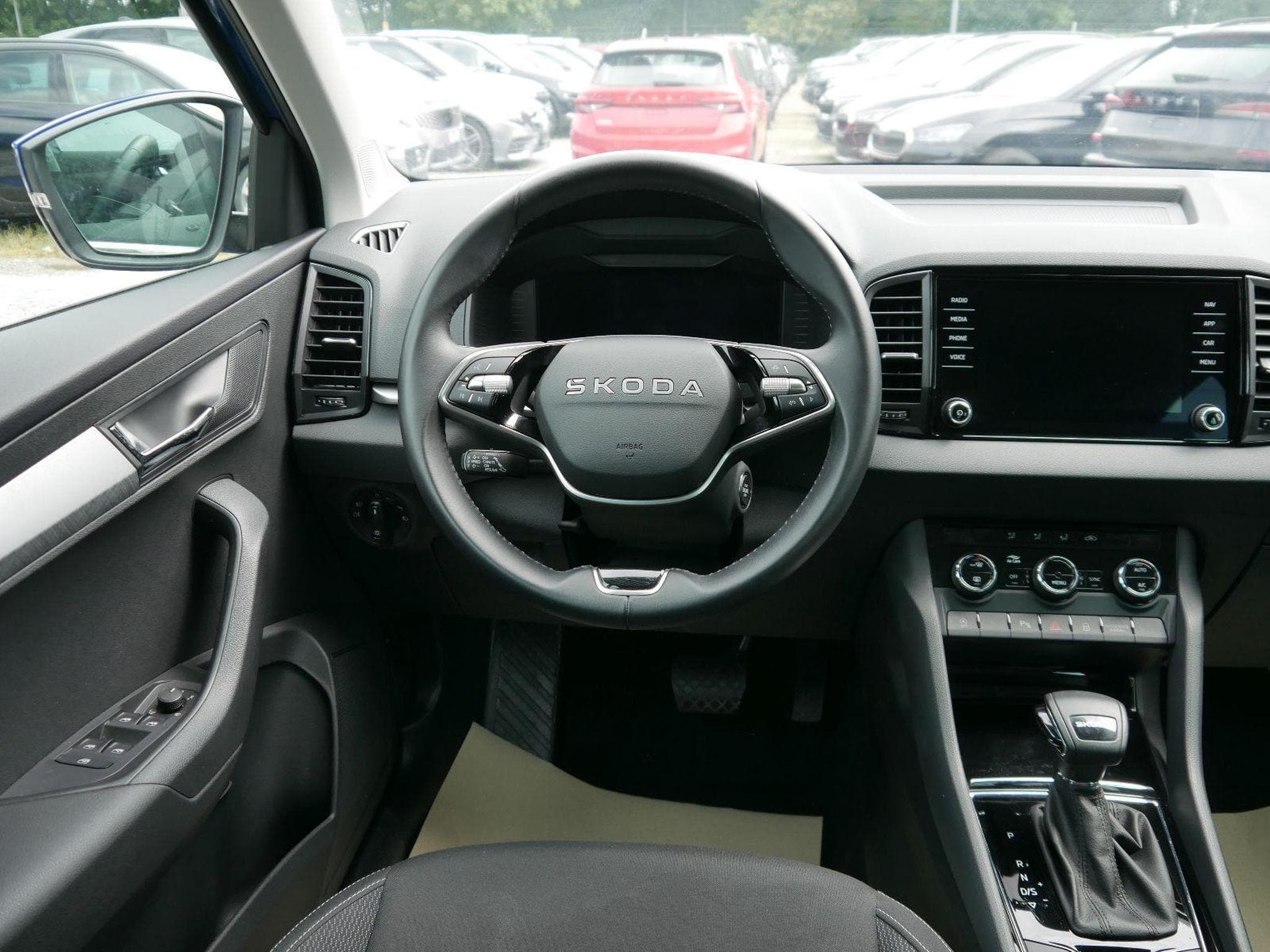 Skoda Karoq Selection (2025) - Foto 13