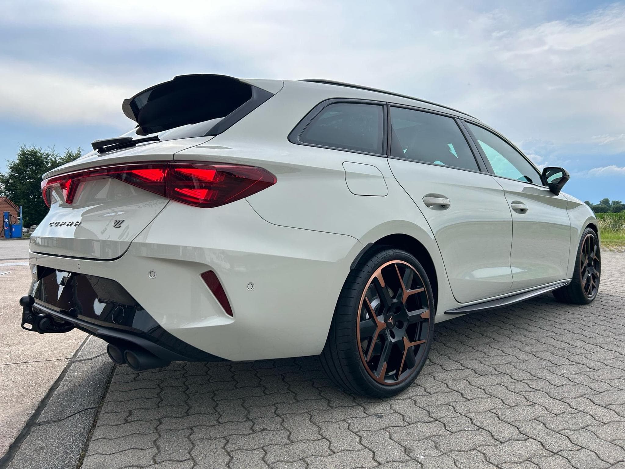 Cupra Leon Leon Sportstourer VZ (2026) - Foto 19