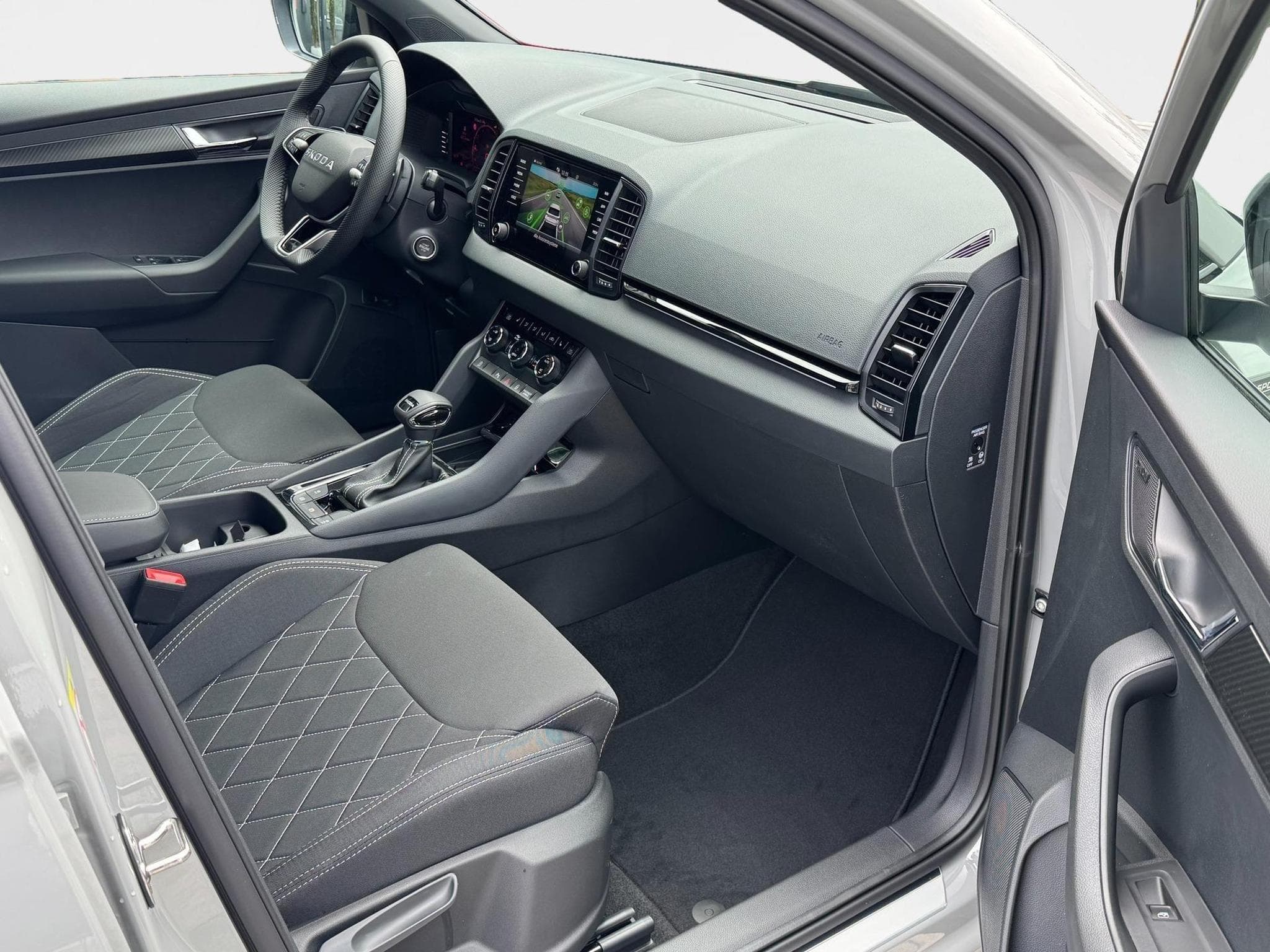 Skoda Karoq Sportline (2026) - Foto 8
