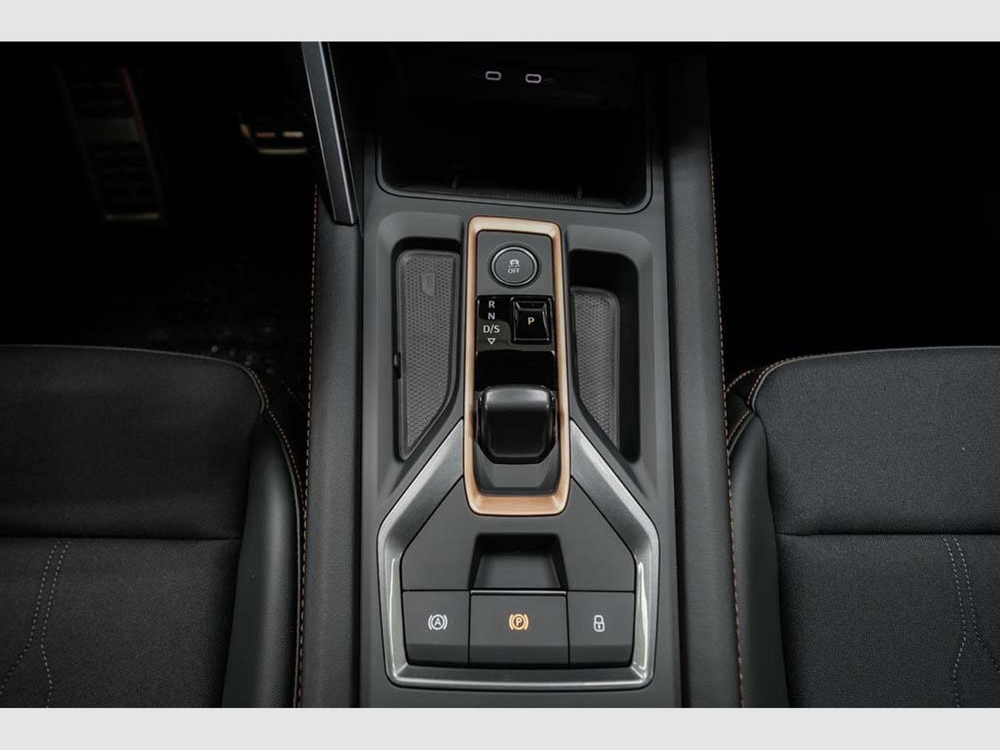 Cupra Leon ST 1,5 eTSI (2026) - Foto 12