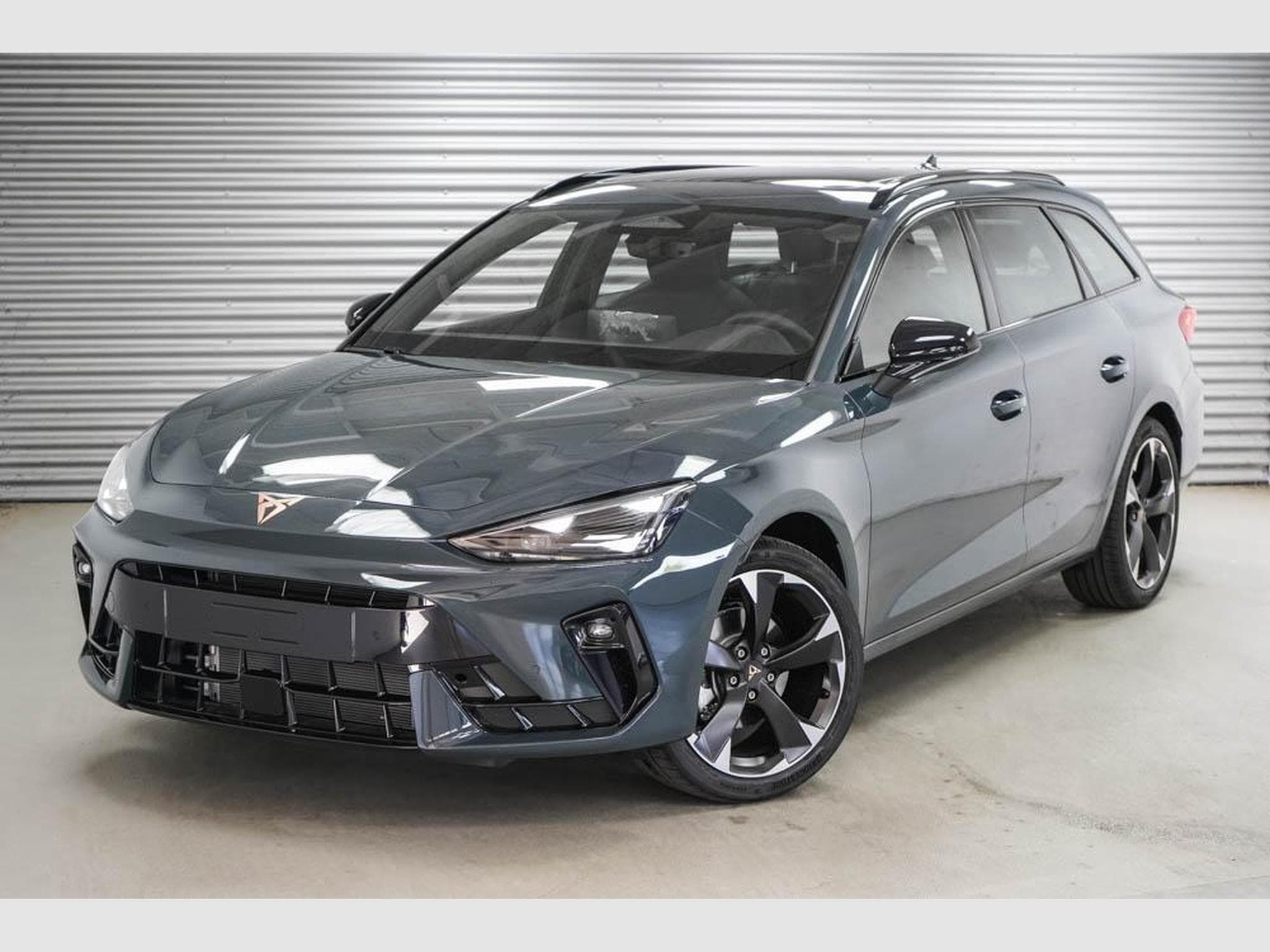 Cupra Leon ST 1,5 eTSI (2026) - Foto 1