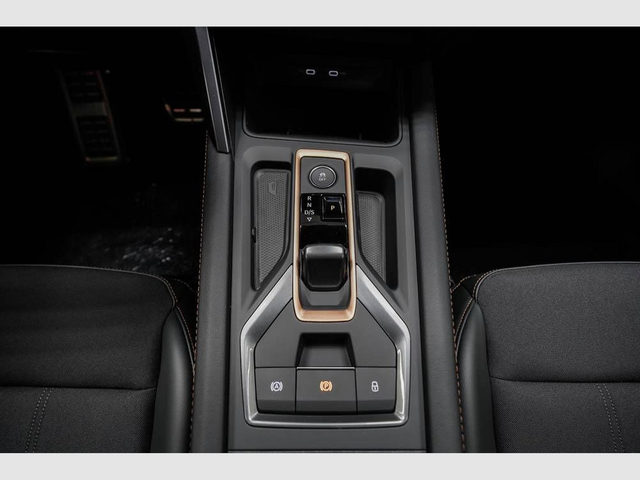 Cupra Leon ST 1,5 eTSI (2026) - Foto 12