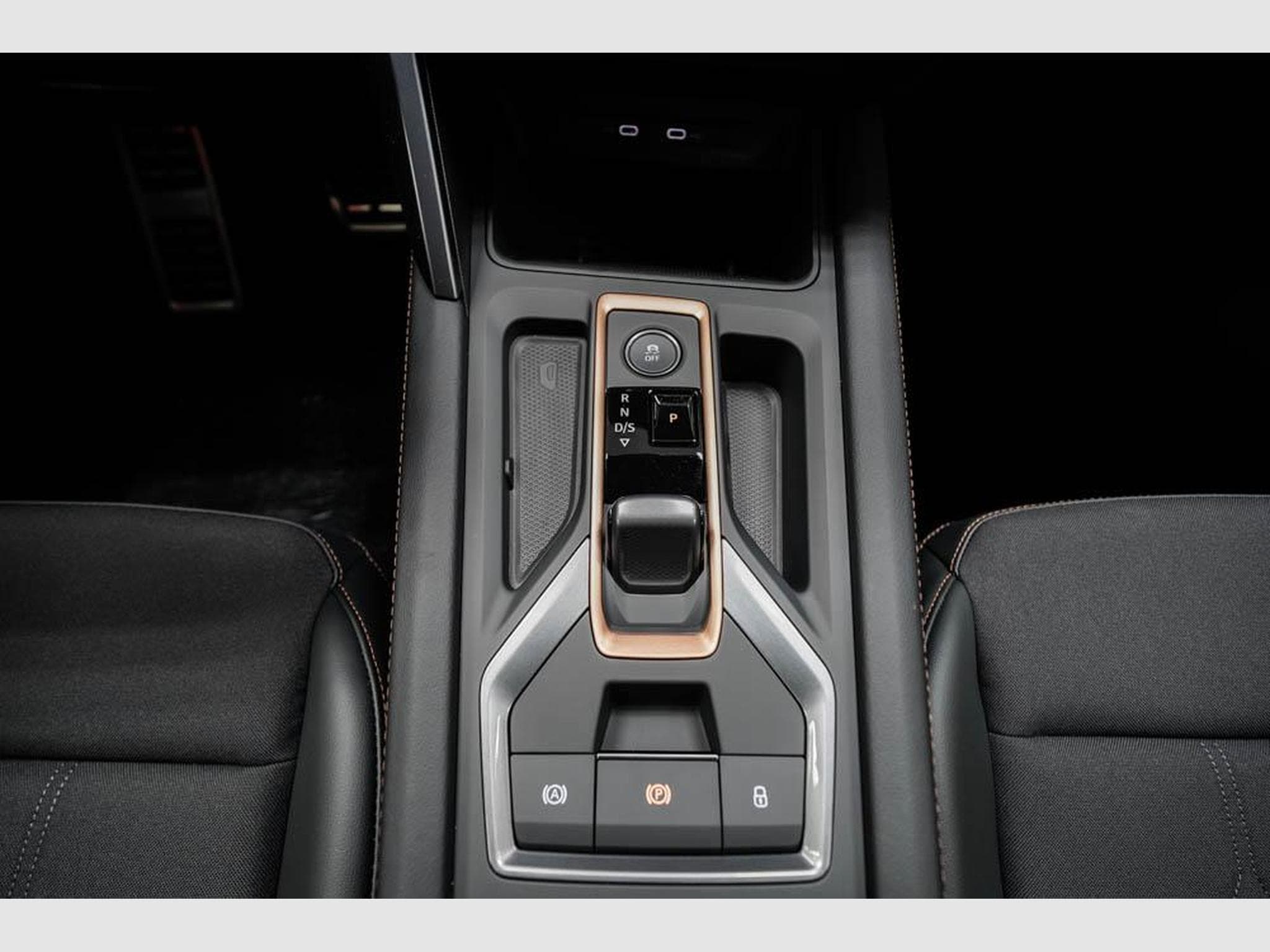 Cupra Leon ST 1,5 eTSI (2026) - Photo 12