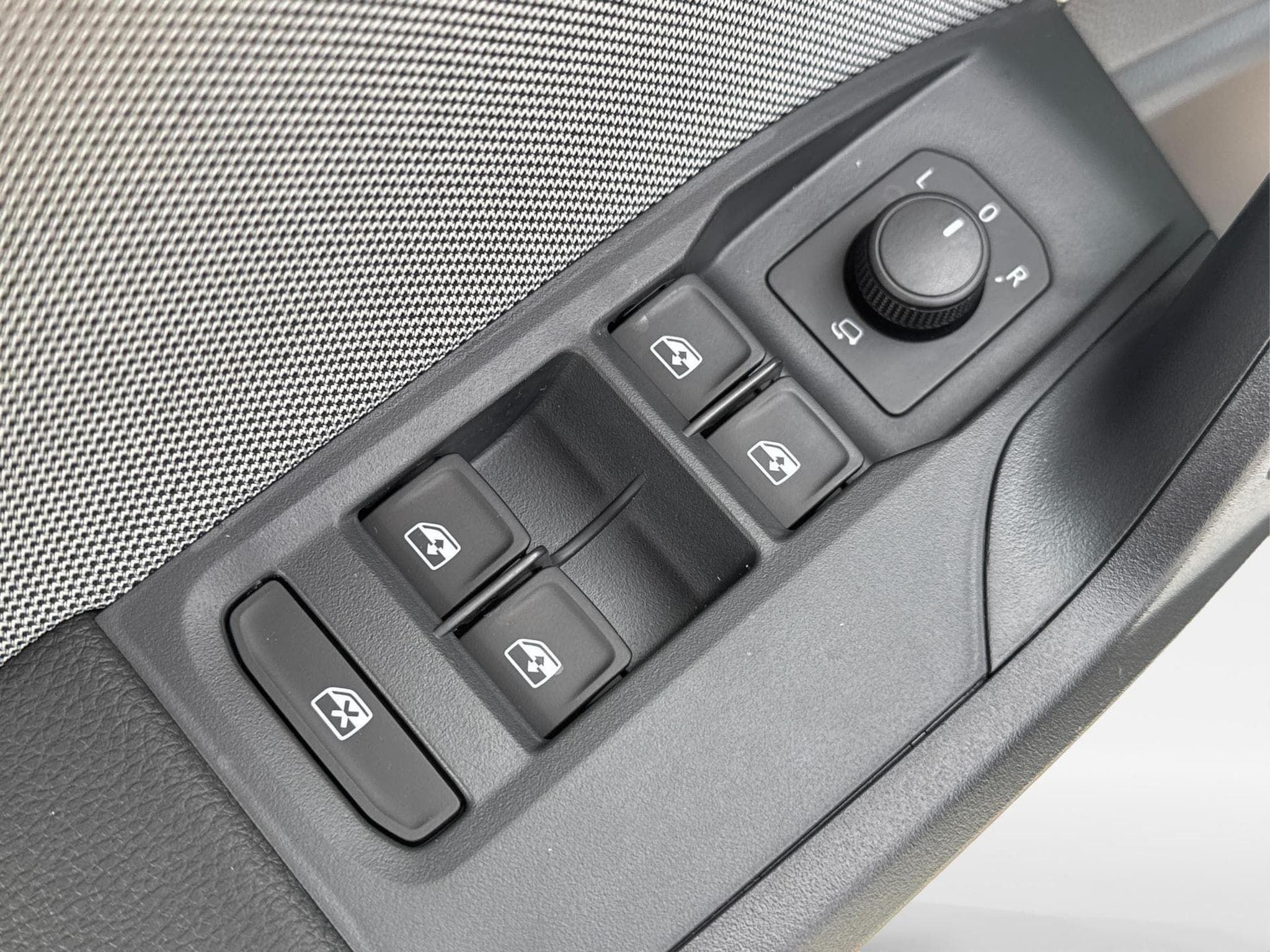 Seat Arona FR (2026) - Photo 18