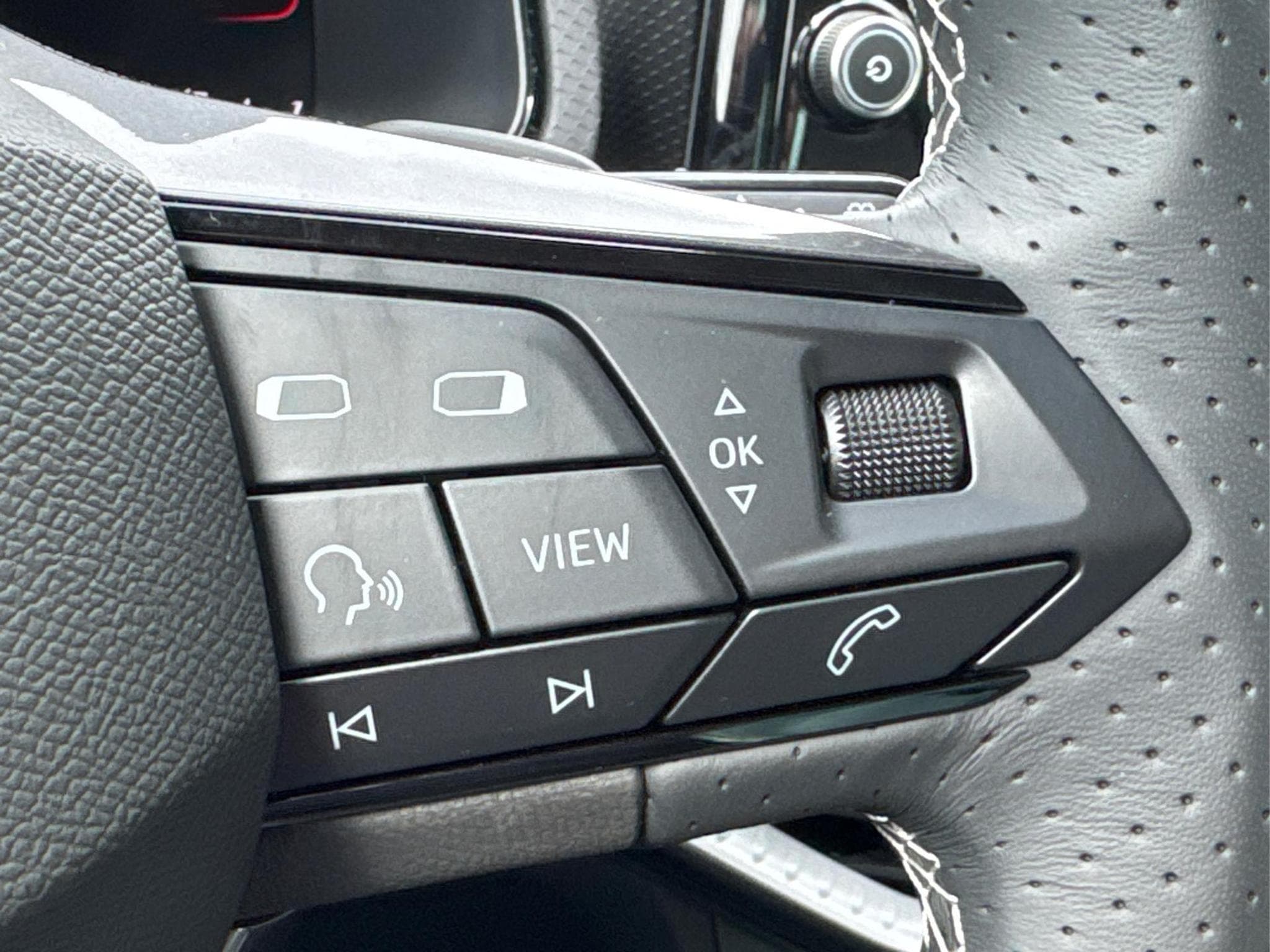 Seat Arona FR (2026) - Photo 22