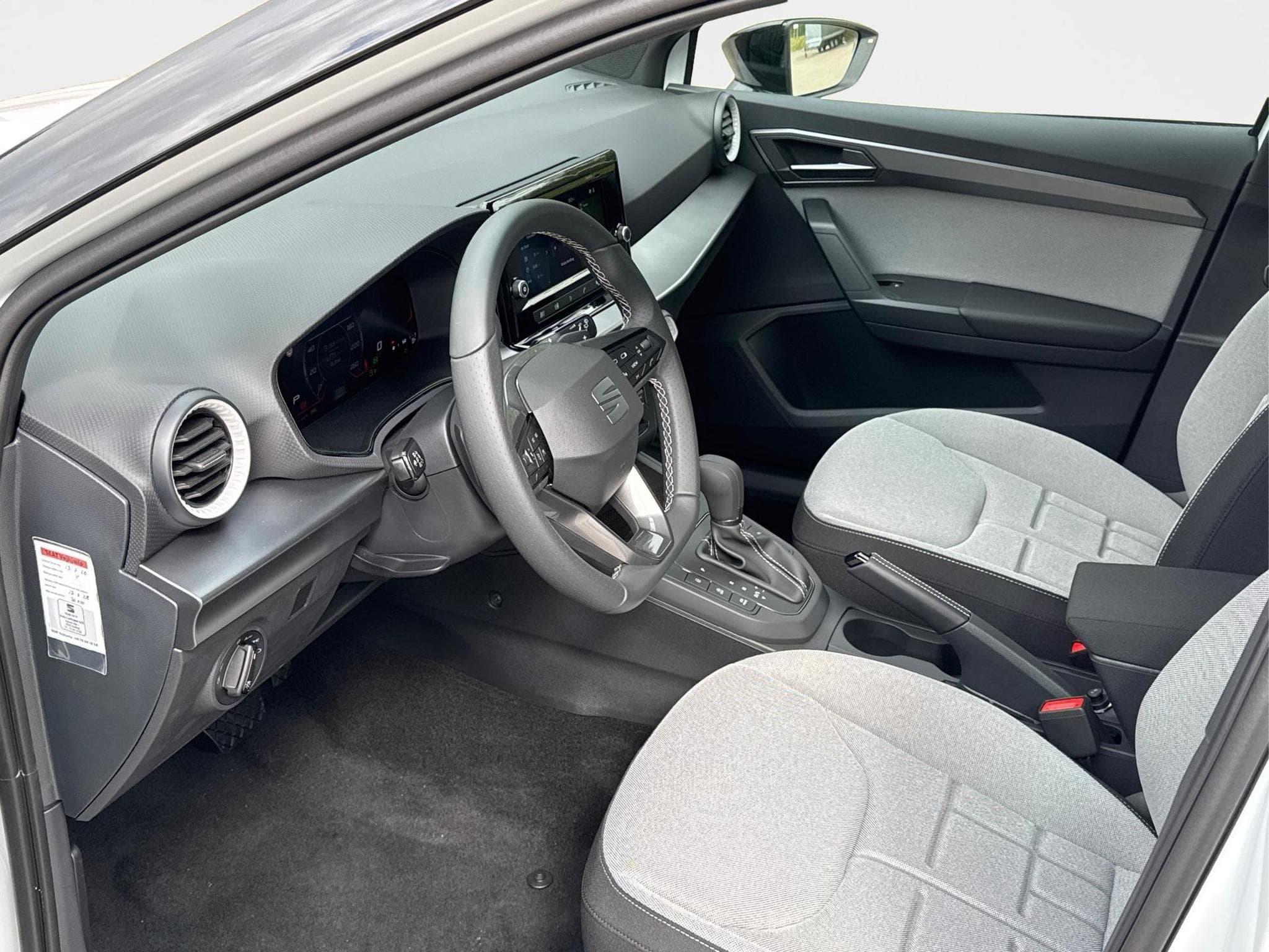 Seat Arona FR (2026) - Photo 9