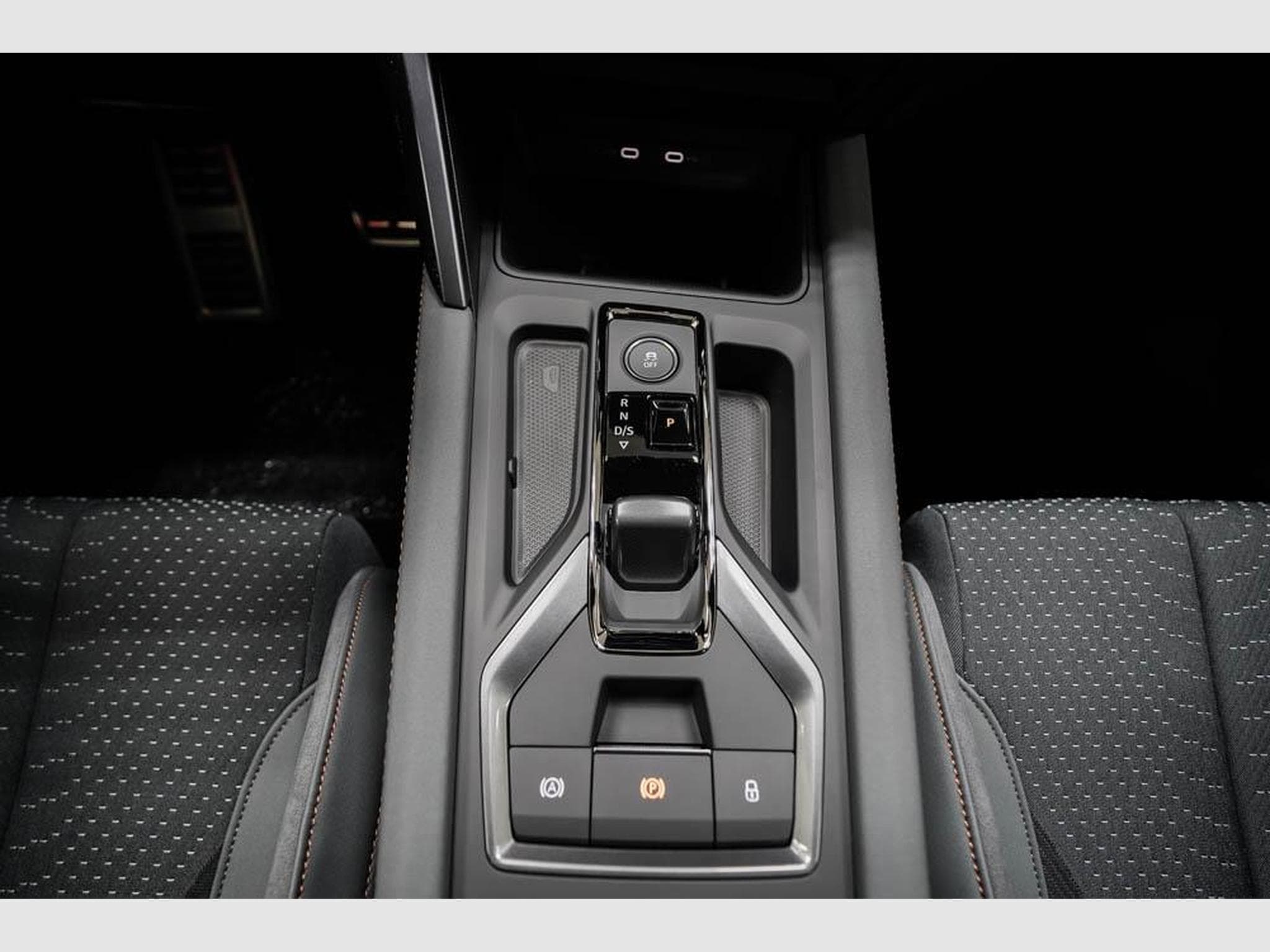 Cupra Leon ST 2,0 TSI (2026) - Photo 12