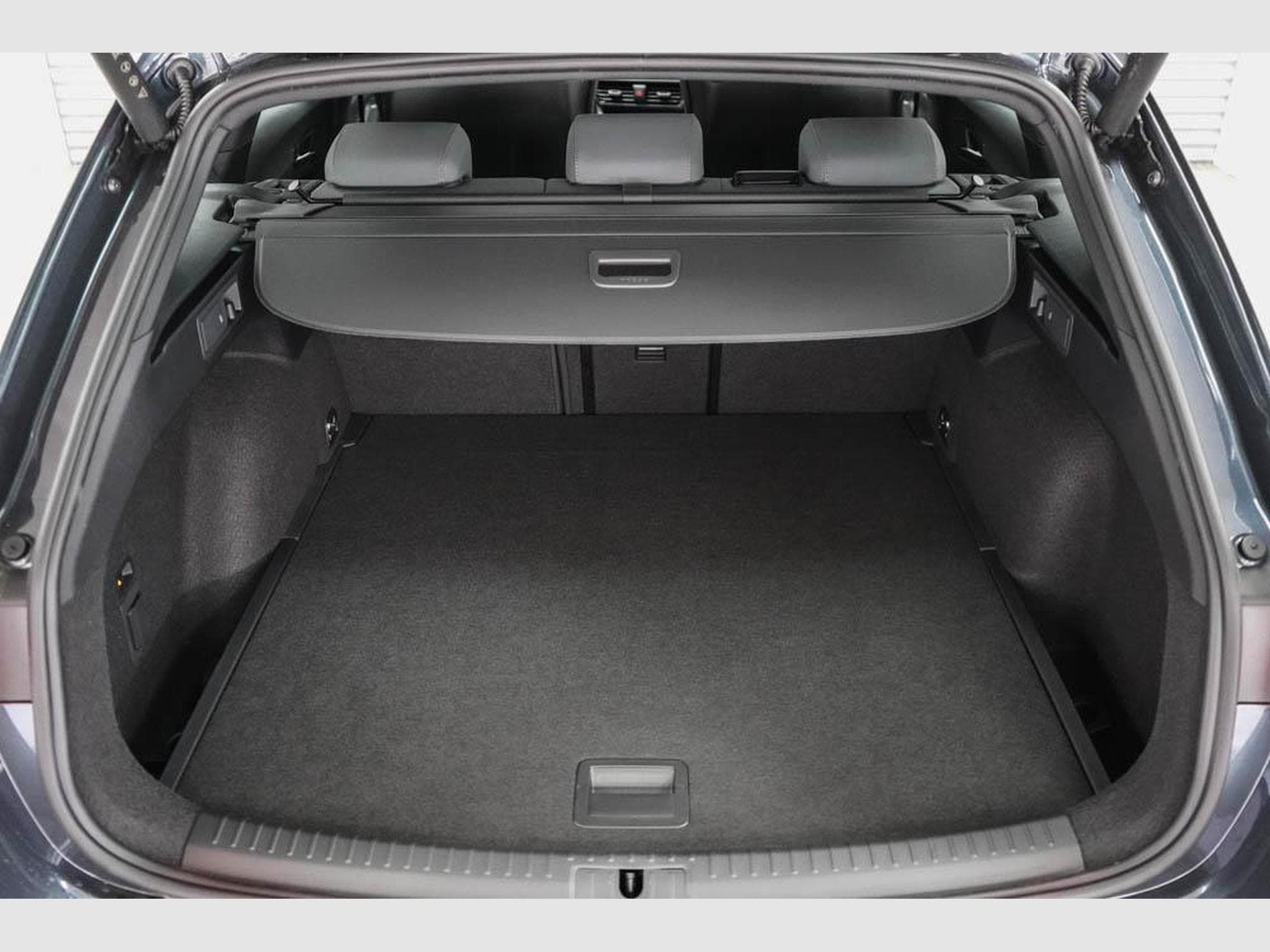 Cupra Leon ST 2,0 TSI (2026) - Photo 18