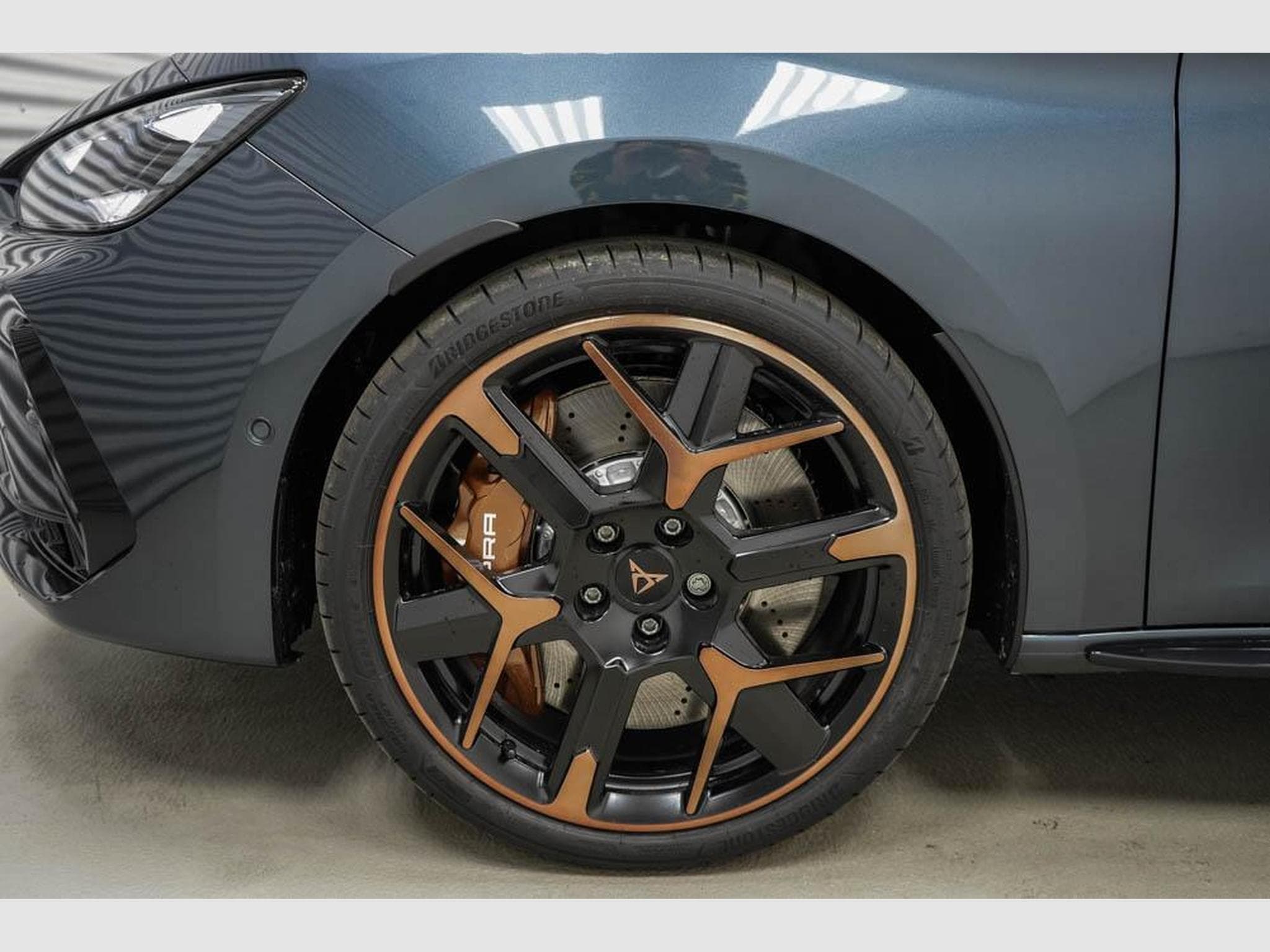 Cupra Leon ST 2,0 TSI (2026) - Photo 5