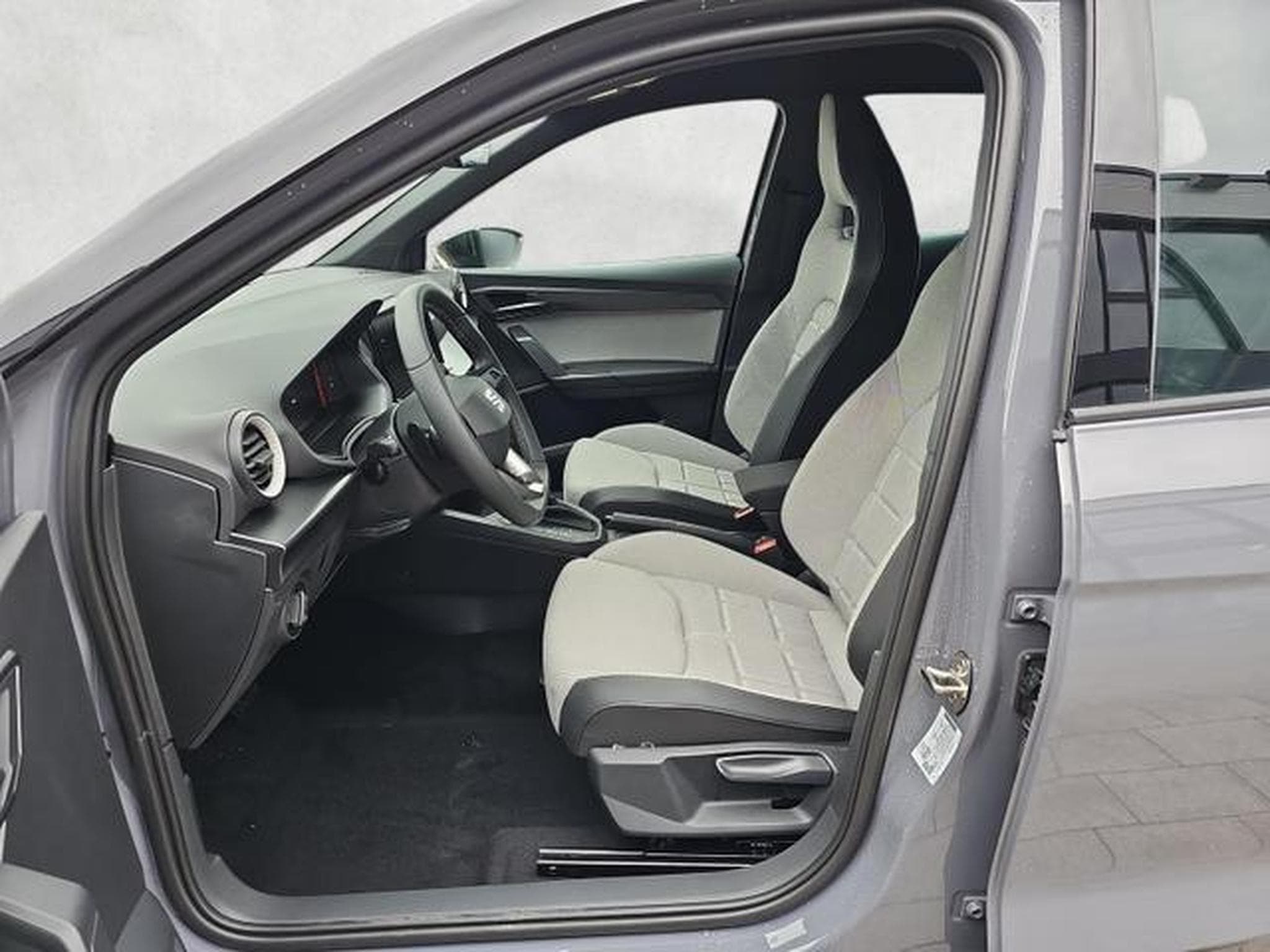 Seat Arona 1.5 TSI 110 kW FR (2026) - Photo 9