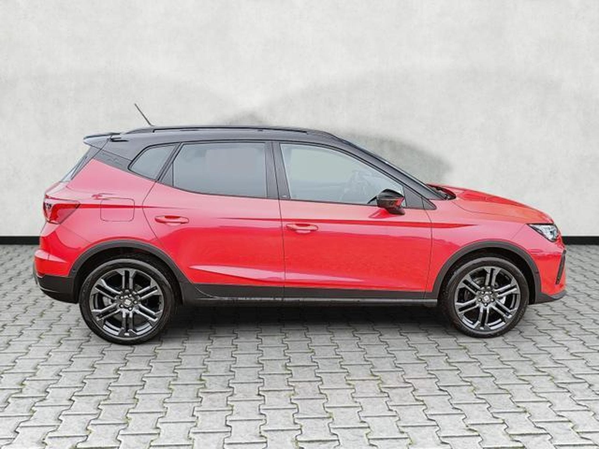 Seat Arona 1.5 TSI 110 kW FR (2026) - Photo 8