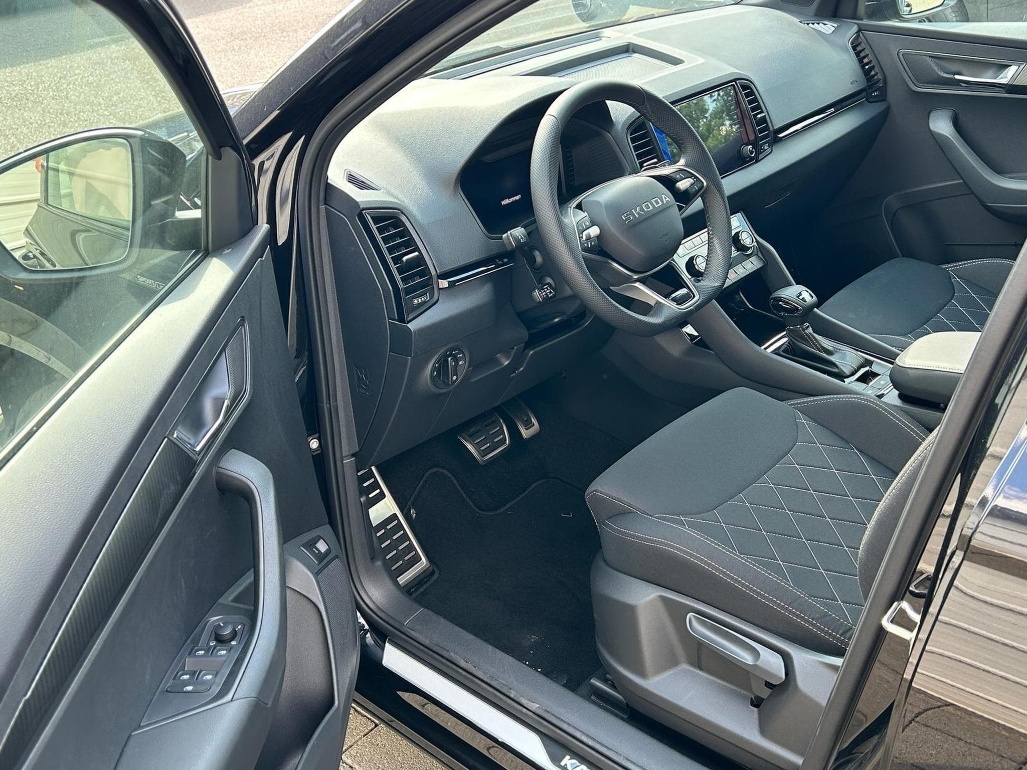 Skoda Karoq Sportline (2026) - Foto 6