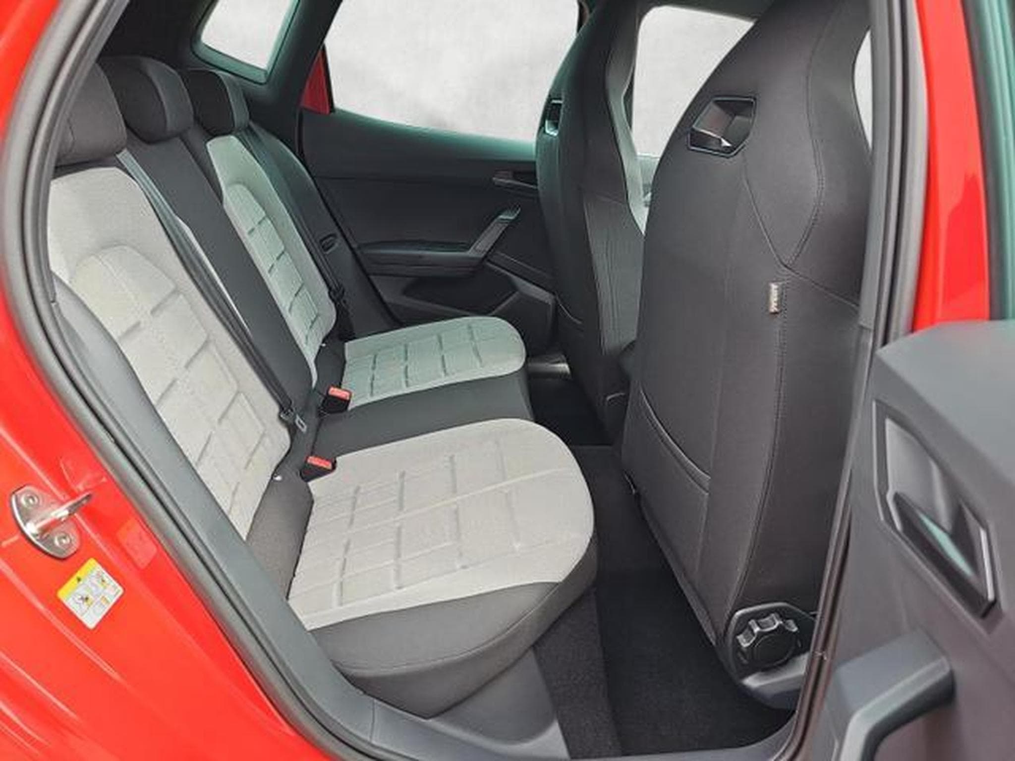 Seat Arona 1.5 TSI 110 kW FR (2026) - Foto 13
