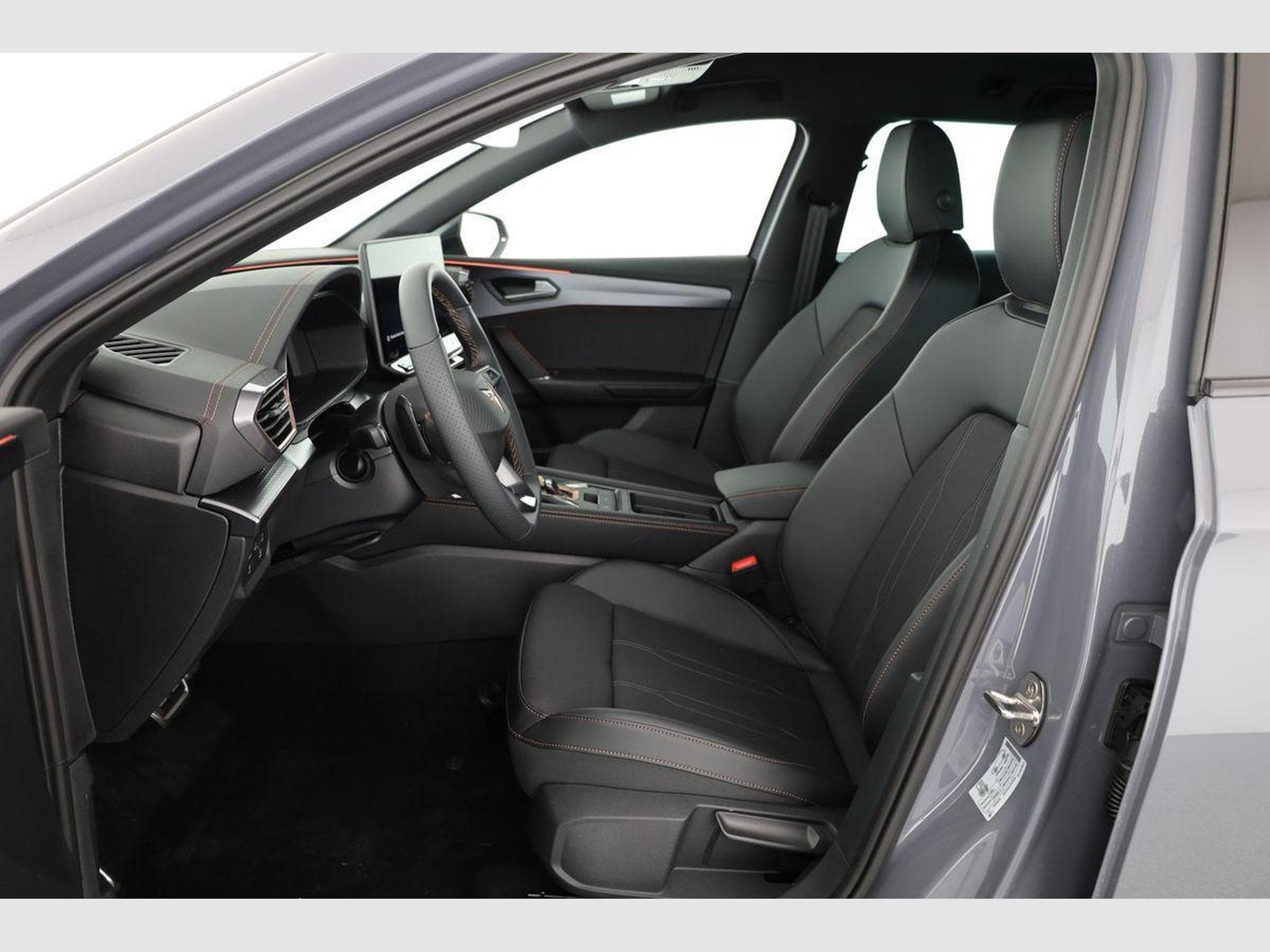 Cupra Leon 2.0 TSI 150 kW 4Drive (2026) - Foto 9