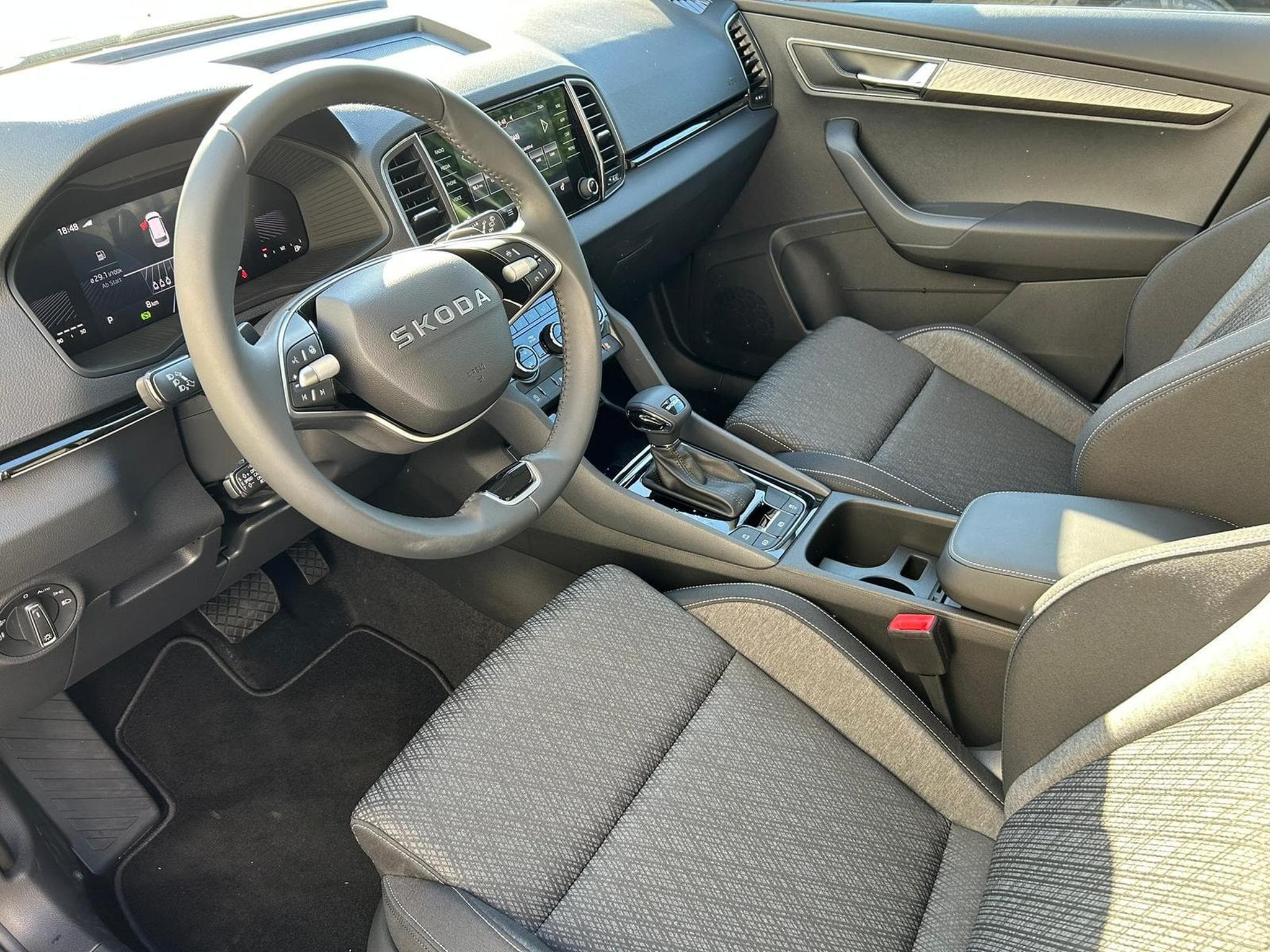 Skoda Karoq Extra Plus (2026) - Foto 4