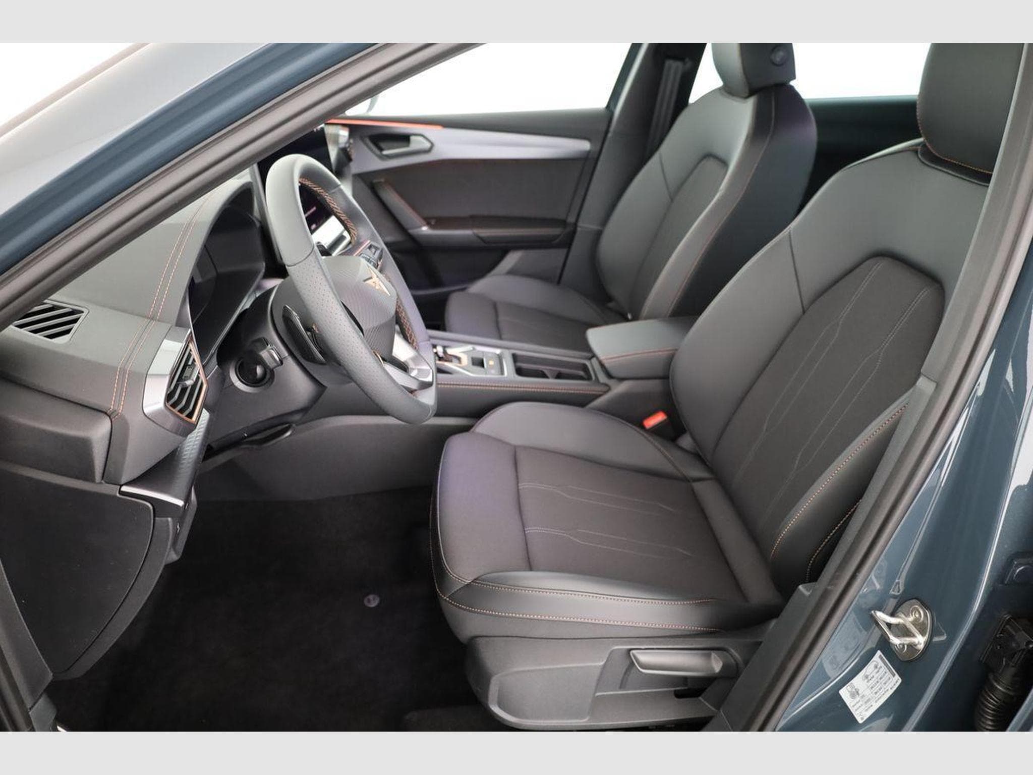 Cupra Leon 2.0 TSI 150 kW 4Drive (2026) - Foto 11