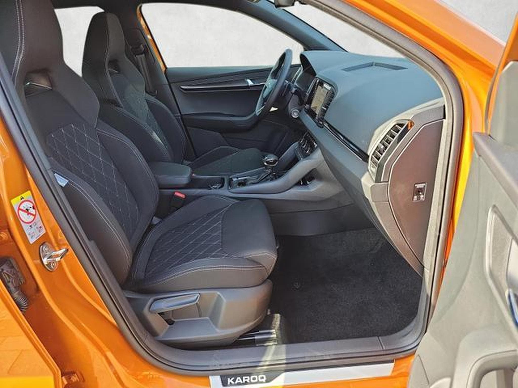 Skoda Karoq Sportline (2026) - Foto 10