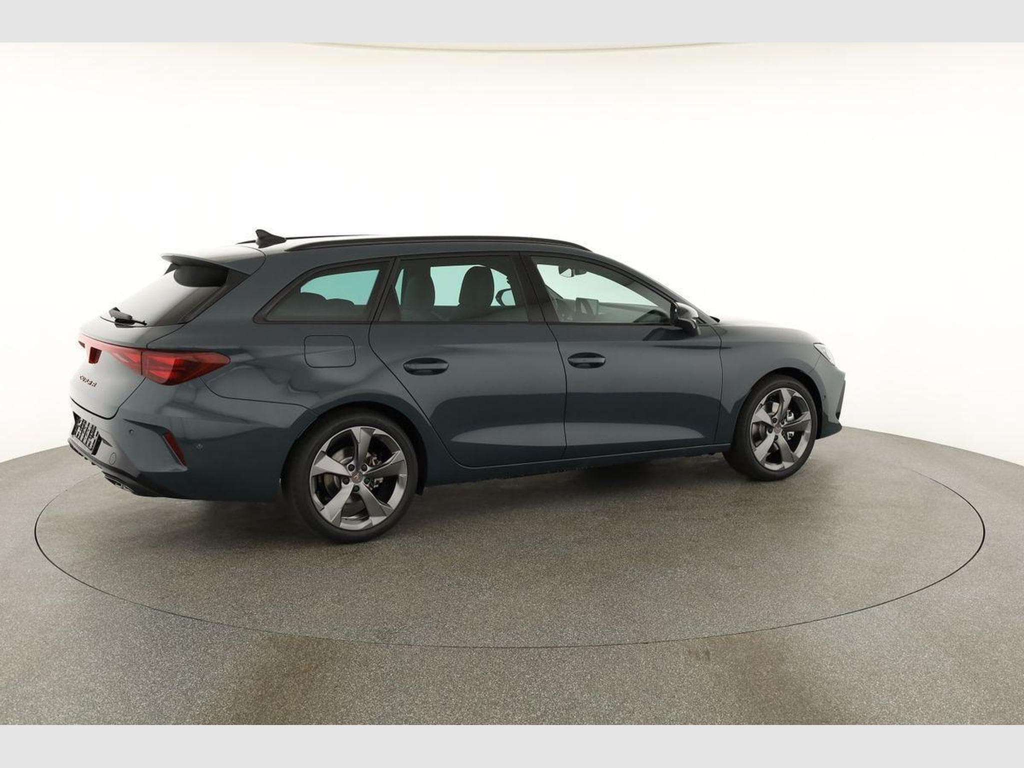 Cupra Leon 2.0 TSI 150 kW 4Drive (2026) - Photo 20