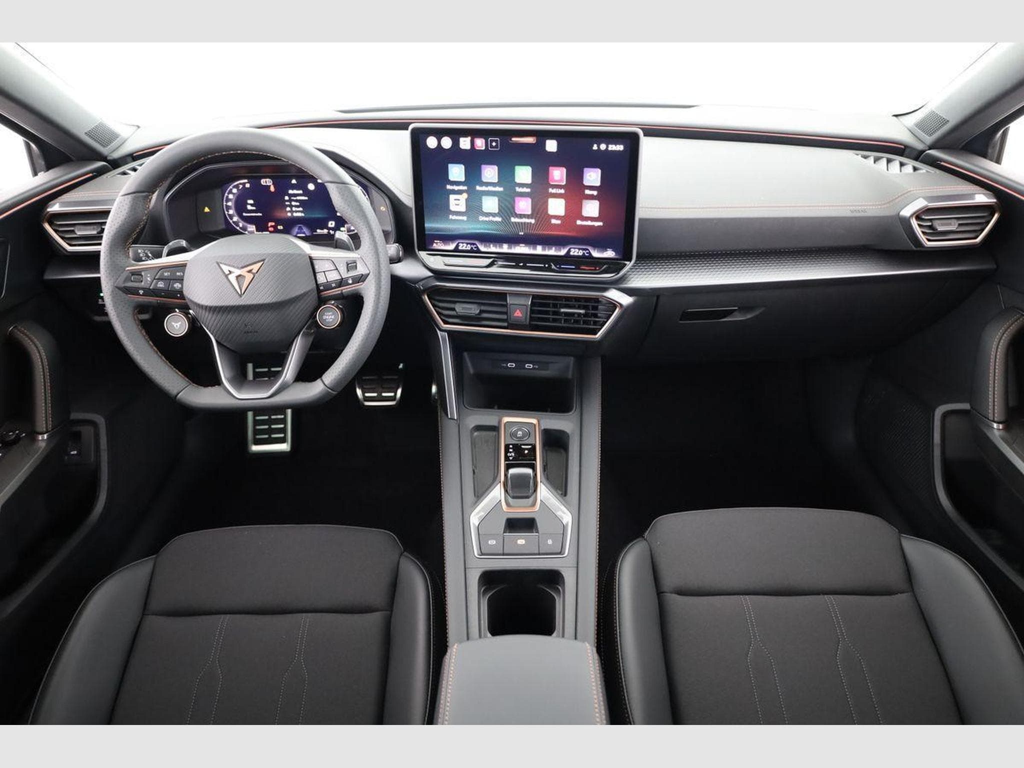 Cupra Leon 2.0 TSI 150 kW 4Drive (2026) - Photo 4