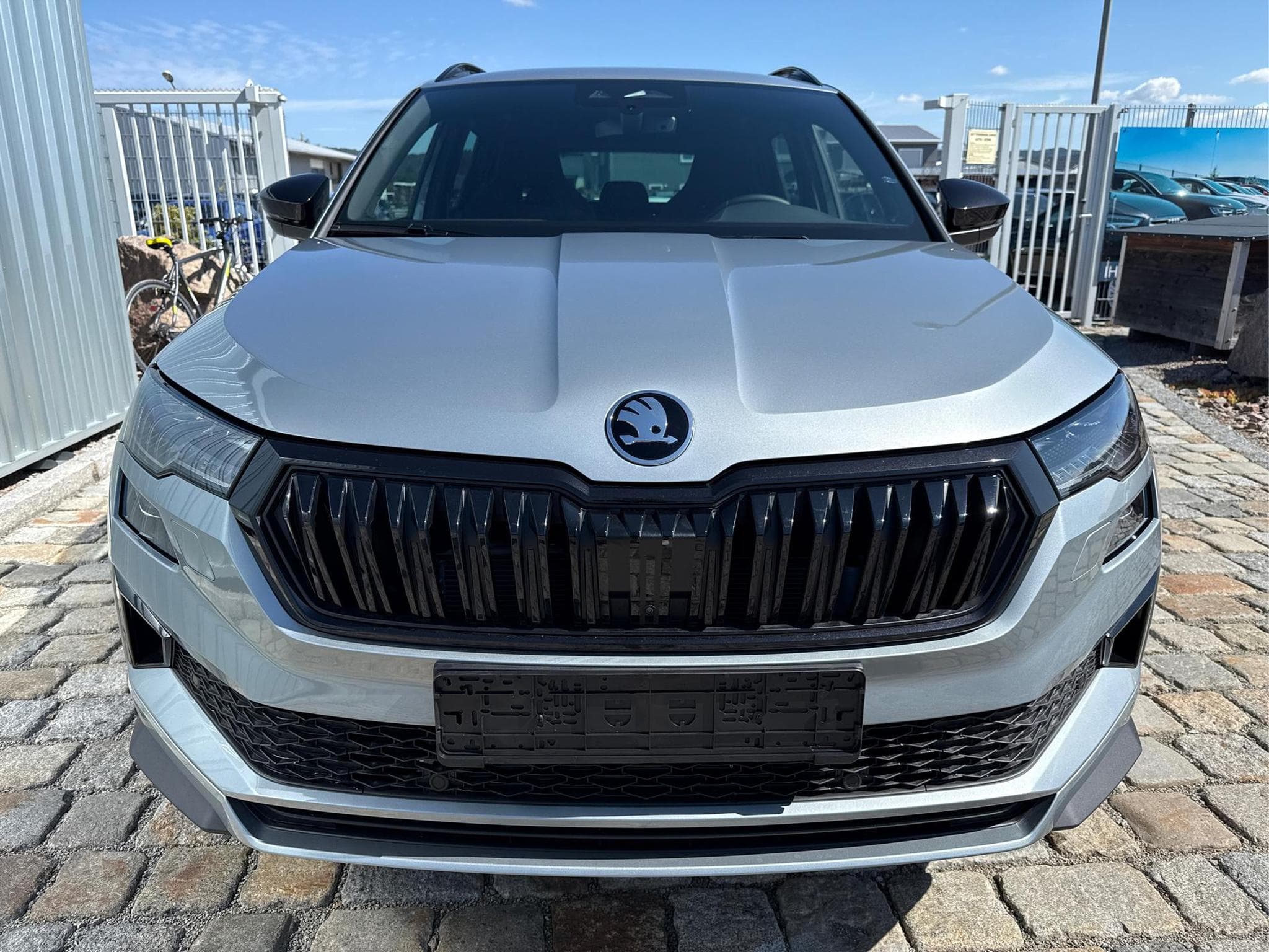 Skoda Karoq Sportline 1,5 TSI (2026) - Photo 2