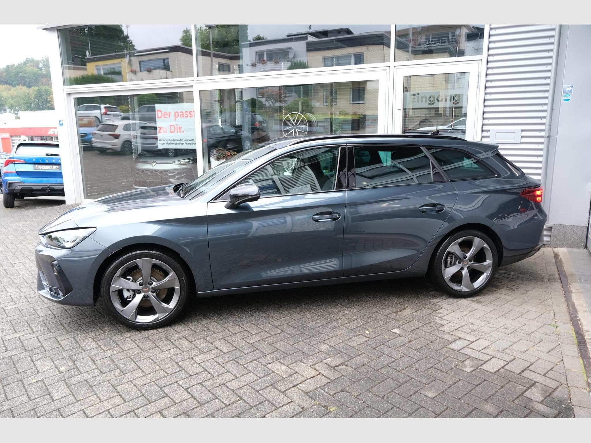 Cupra Leon SP 2.0 TSI (2026) - Photo 2