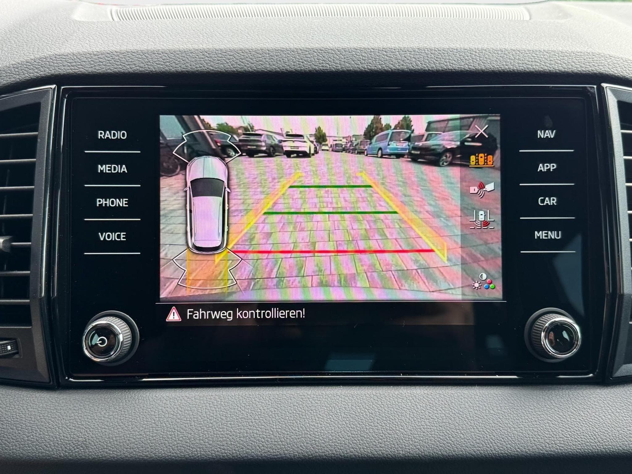 Skoda Karoq Sportline (2026) - Foto 18