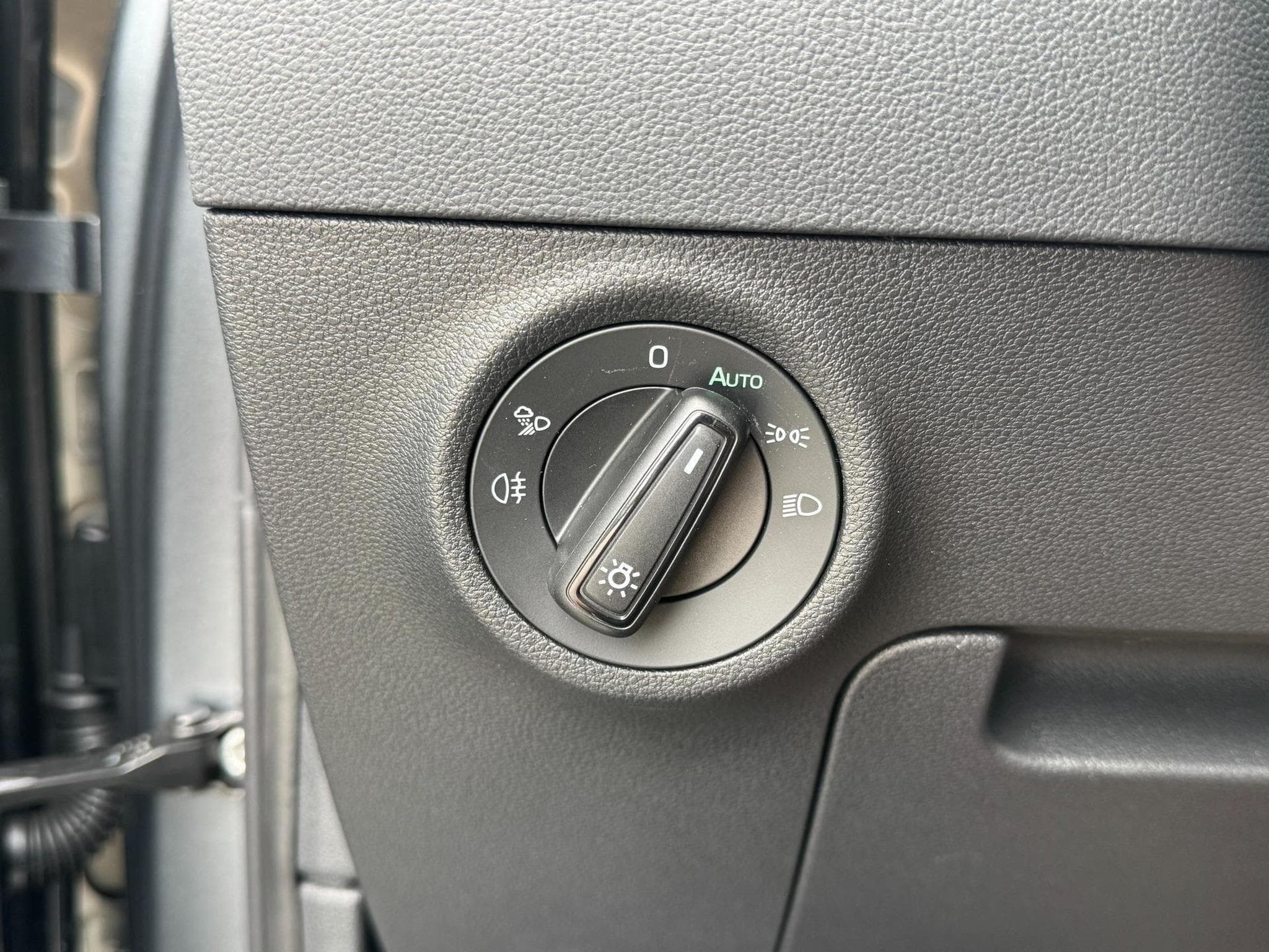 Skoda Karoq Sportline (2026) - Foto 25