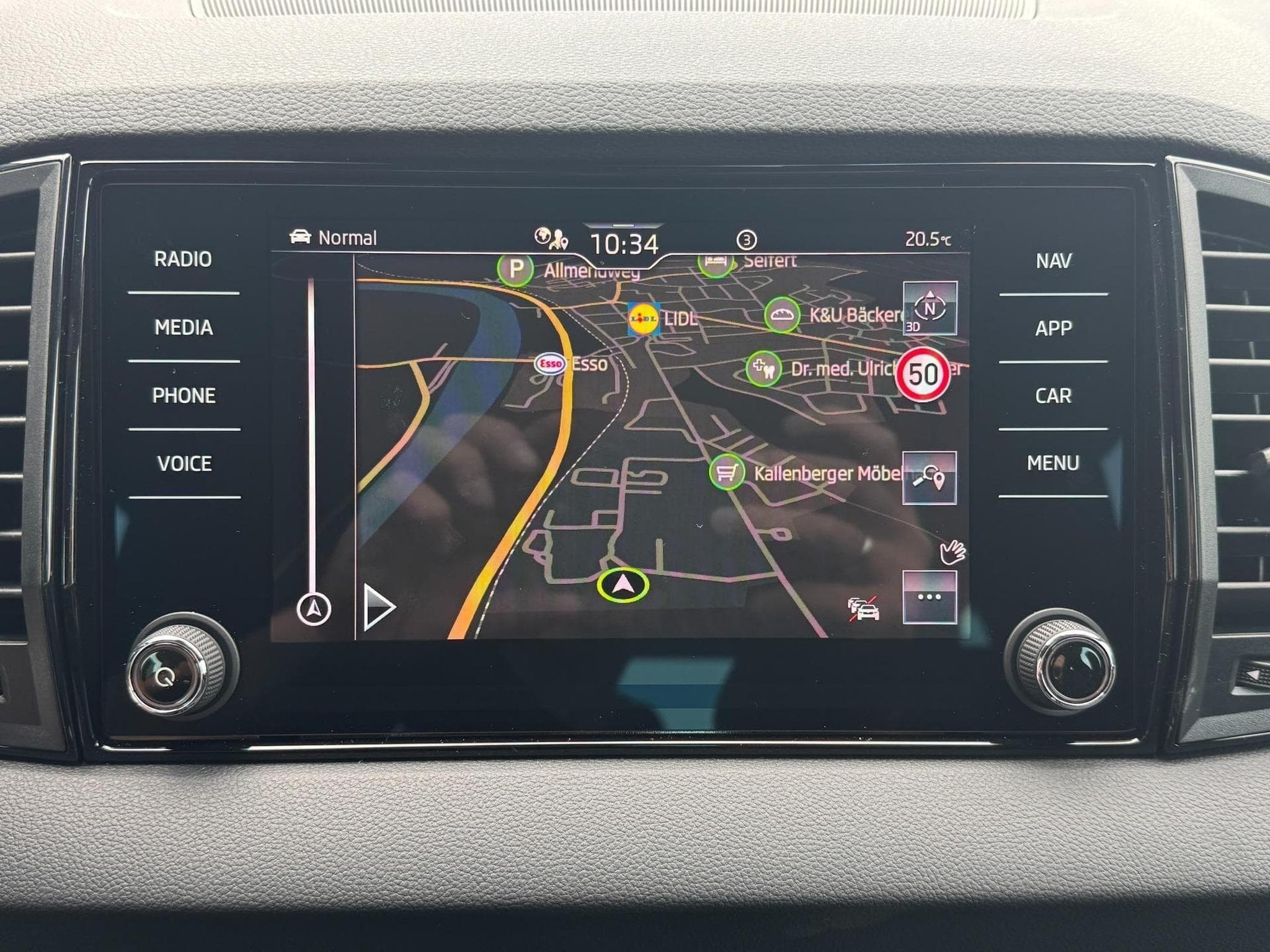 Skoda Karoq Sportline (2026) - Foto 22