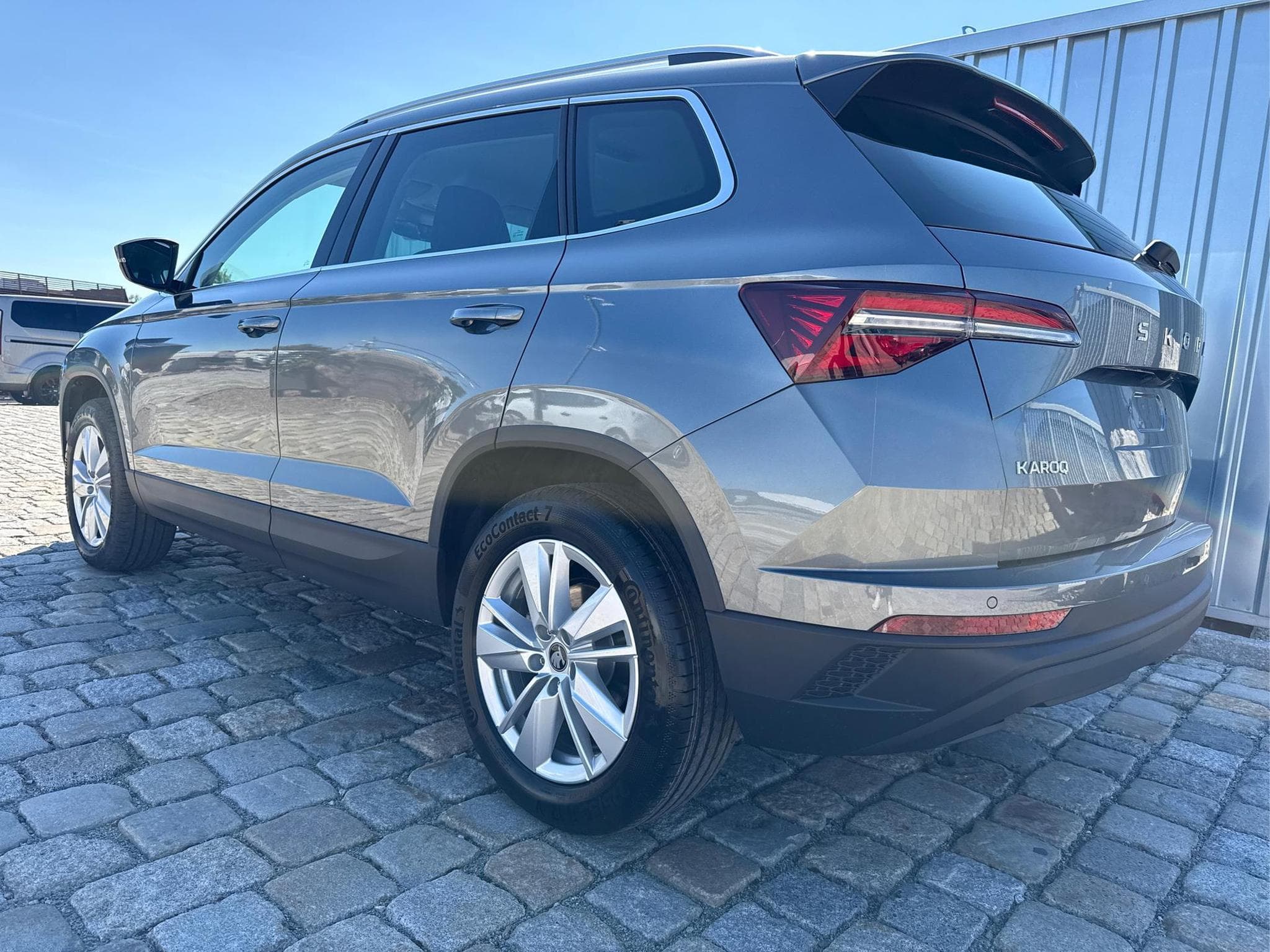 Skoda Karoq EXTRA 2,0 TDI (2026) - Foto 4