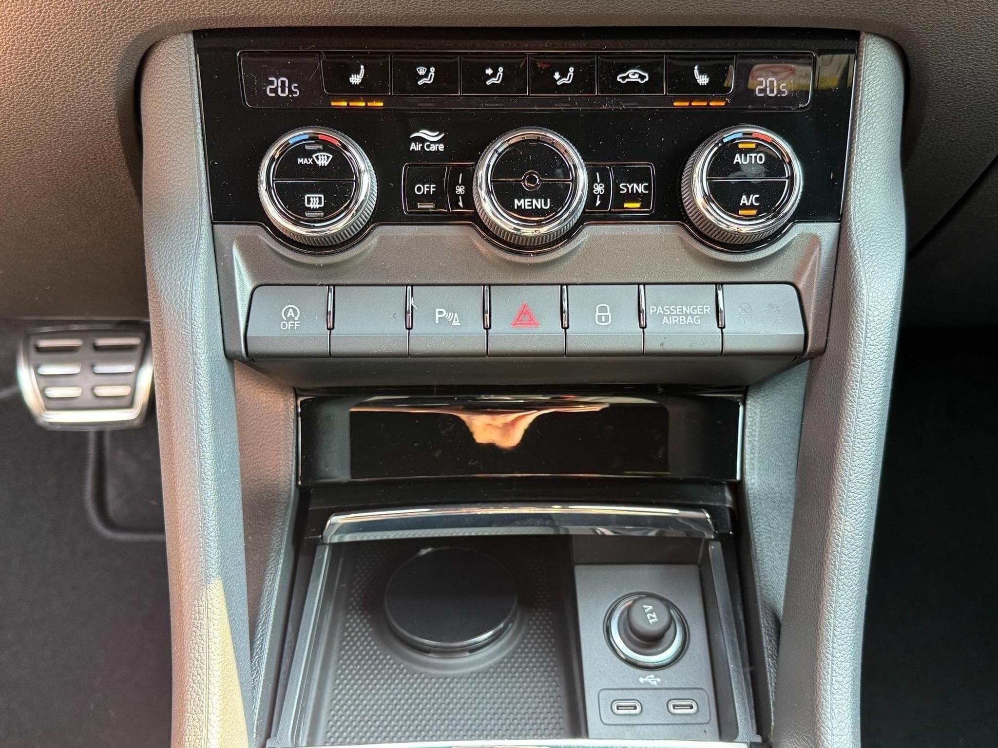 Skoda Karoq Sportline (2026) - Photo 16