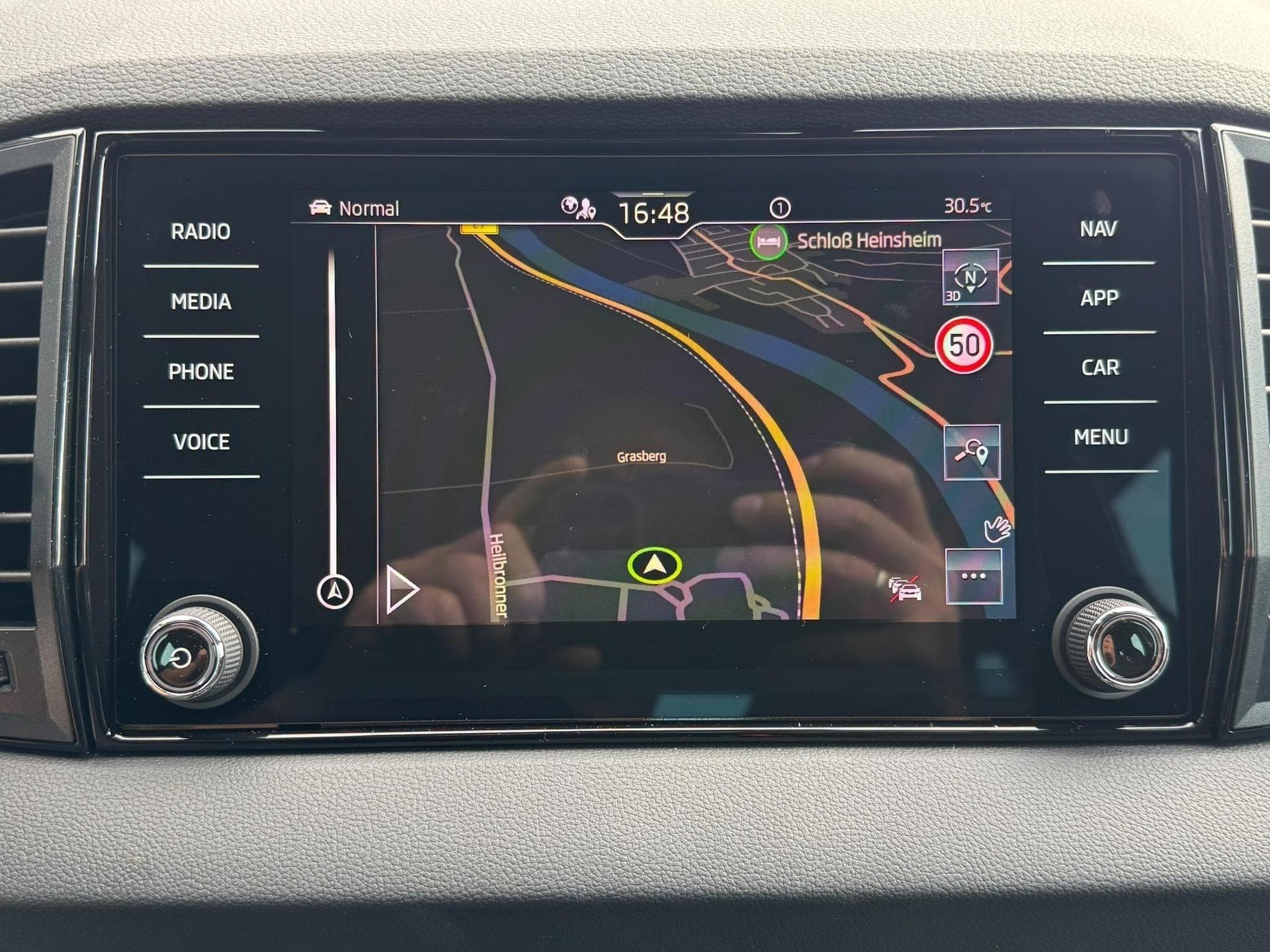 Skoda Karoq Sportline (2026) - Foto 20