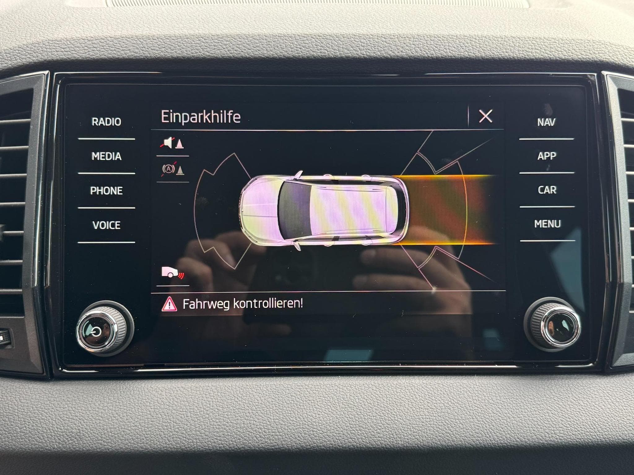 Skoda Karoq Sportline (2026) - Foto 22