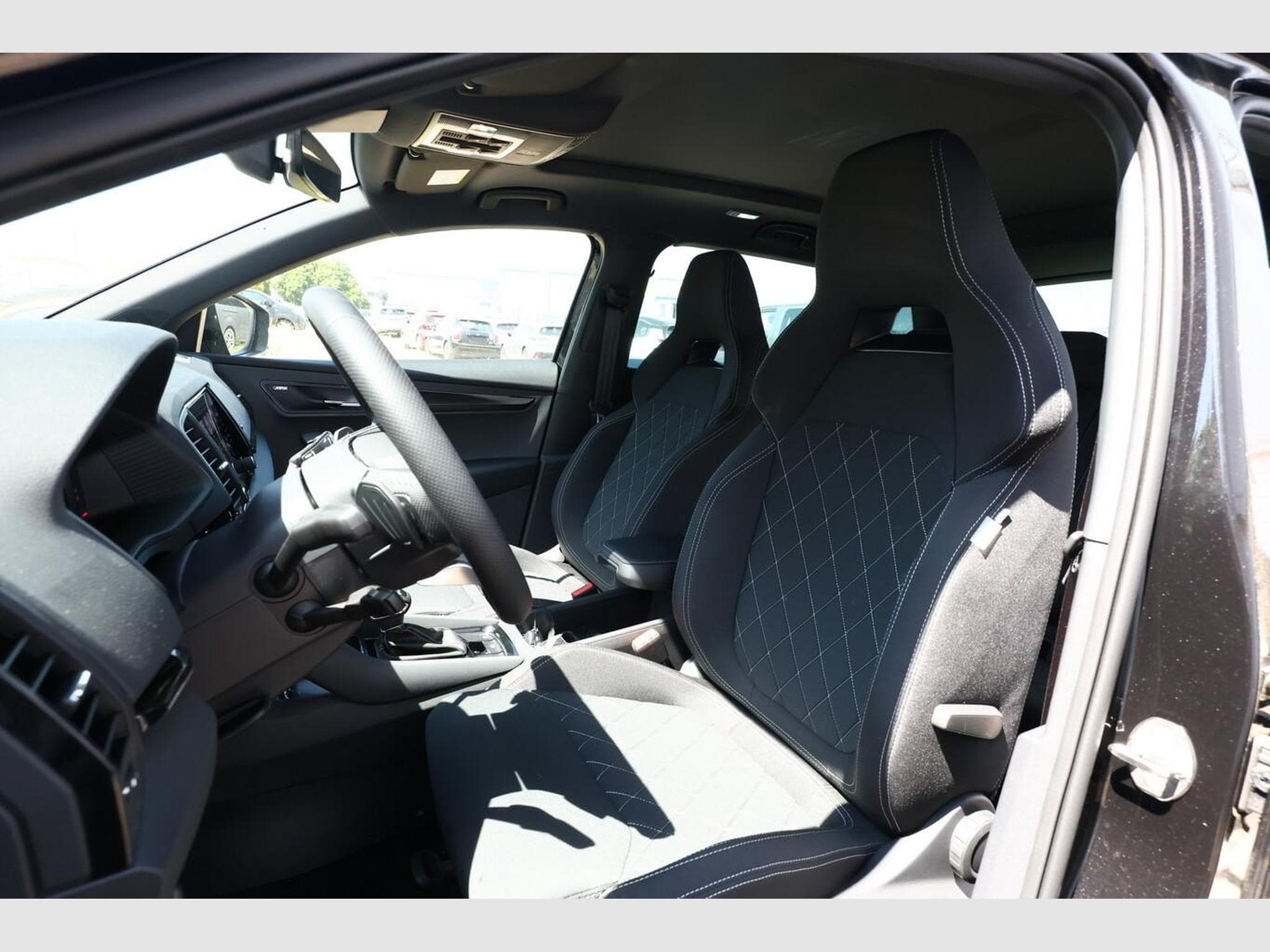 Skoda Karoq Sportline (2026) - Photo 6