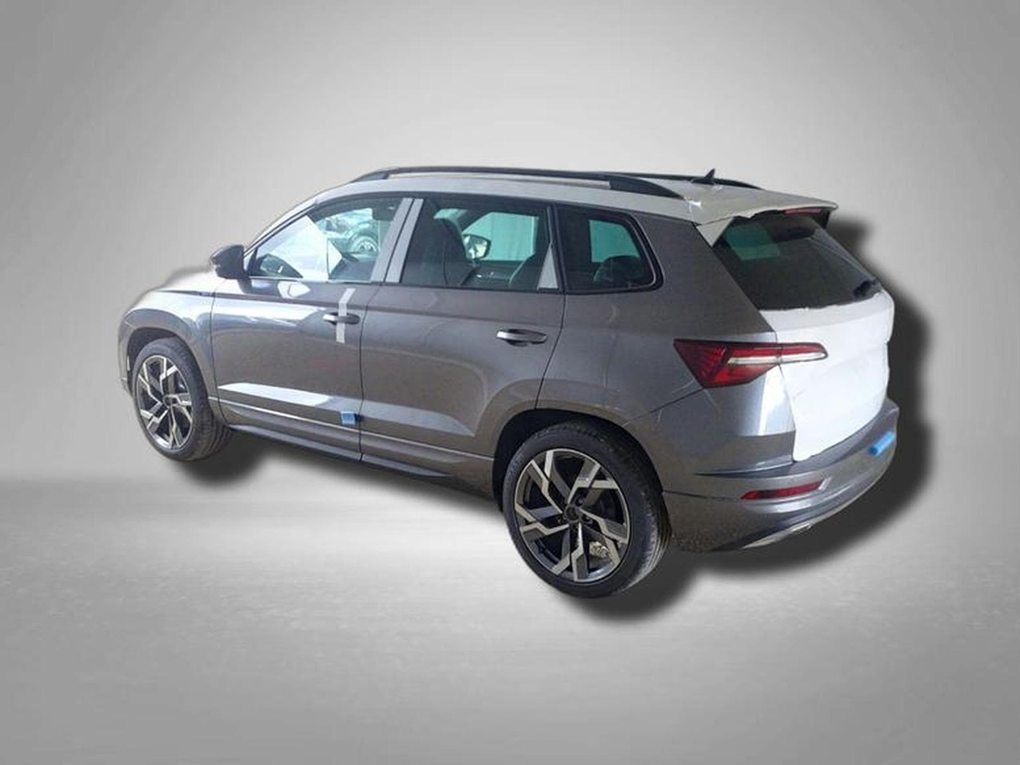 Skoda Karoq Sportline 2.0 TSI 7-Gang-DSG 4x4 (2026) - Foto 2
