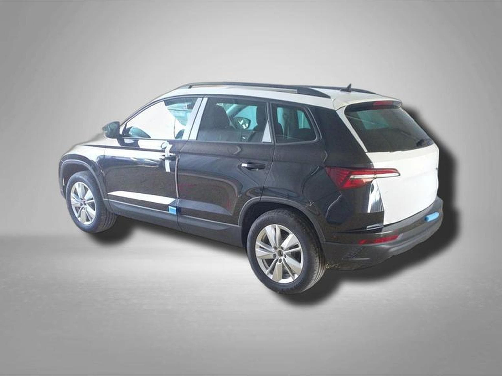 Skoda Karoq Selection 2.0 TDI 7-Gang-DSG 4x4 (2026) - Foto 2