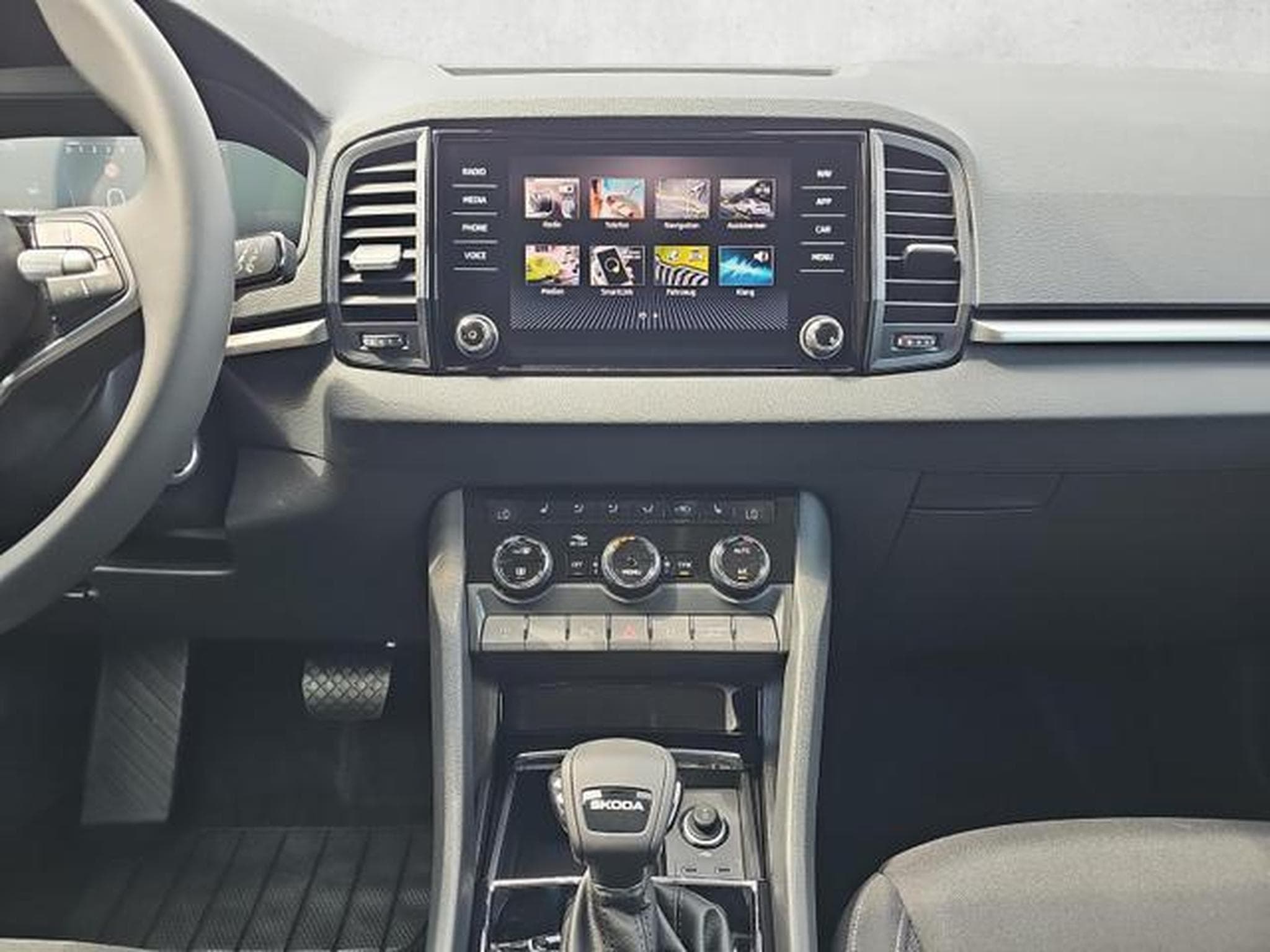 Skoda Karoq Selection (2026) - Photo 12