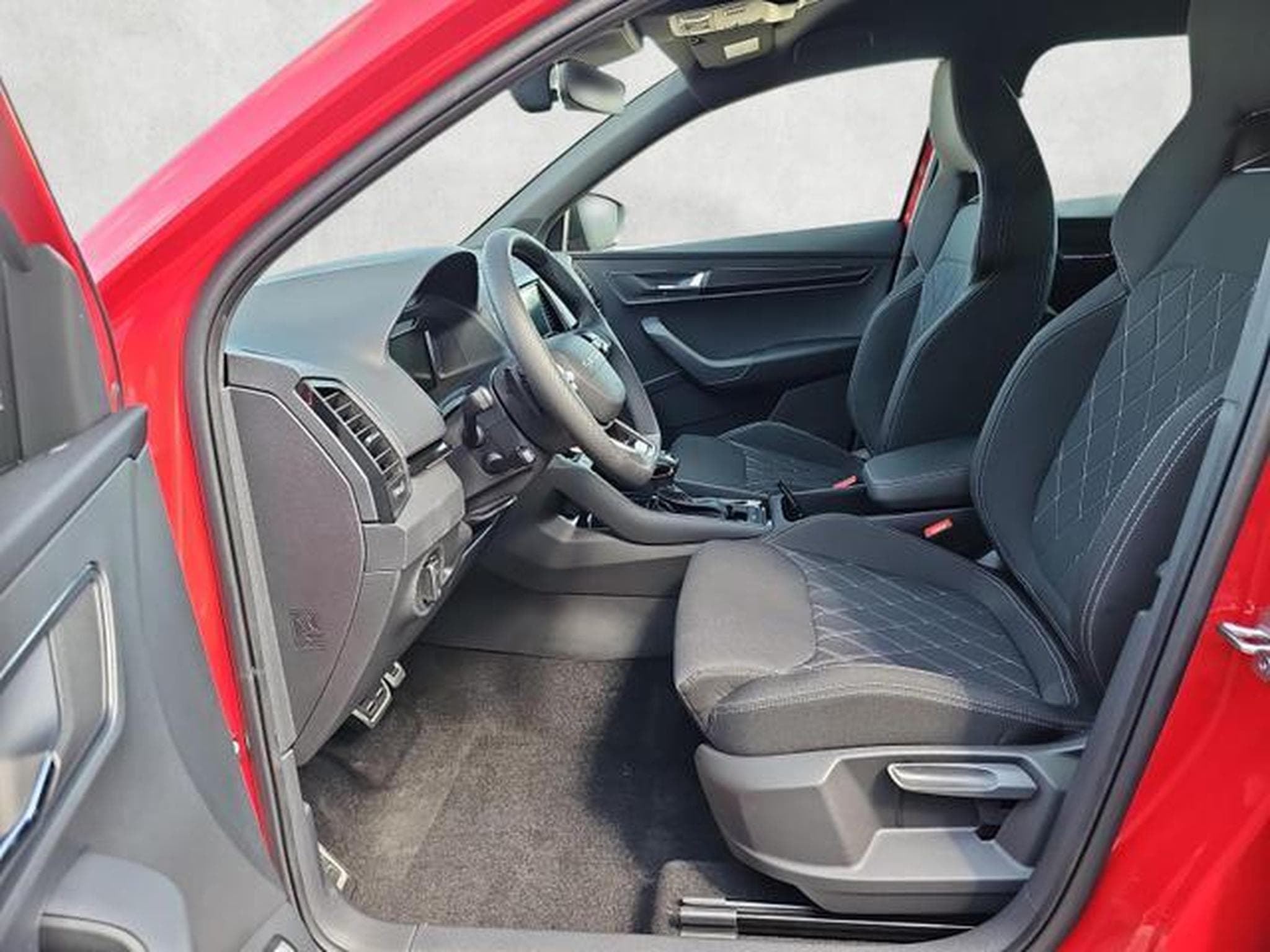 Skoda Karoq Sportline (2029) - Photo 9