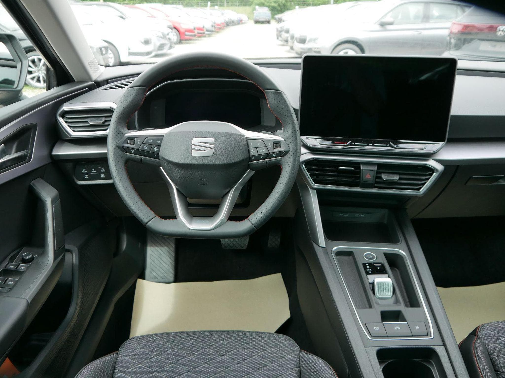 Seat Leon FR 2.0 TDI (2025) - Foto 12