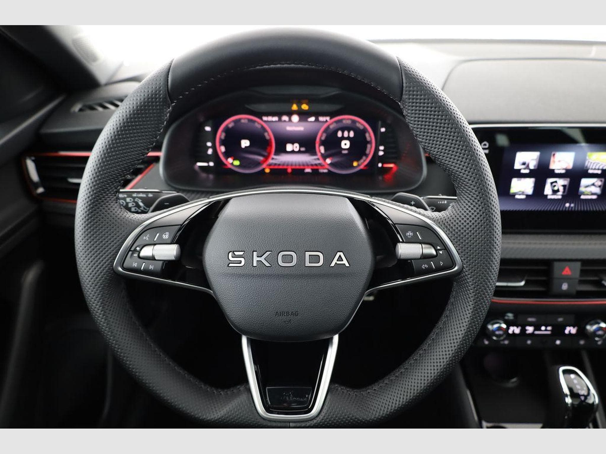 Skoda Scala Monte Carlo (2026) - Foto 5