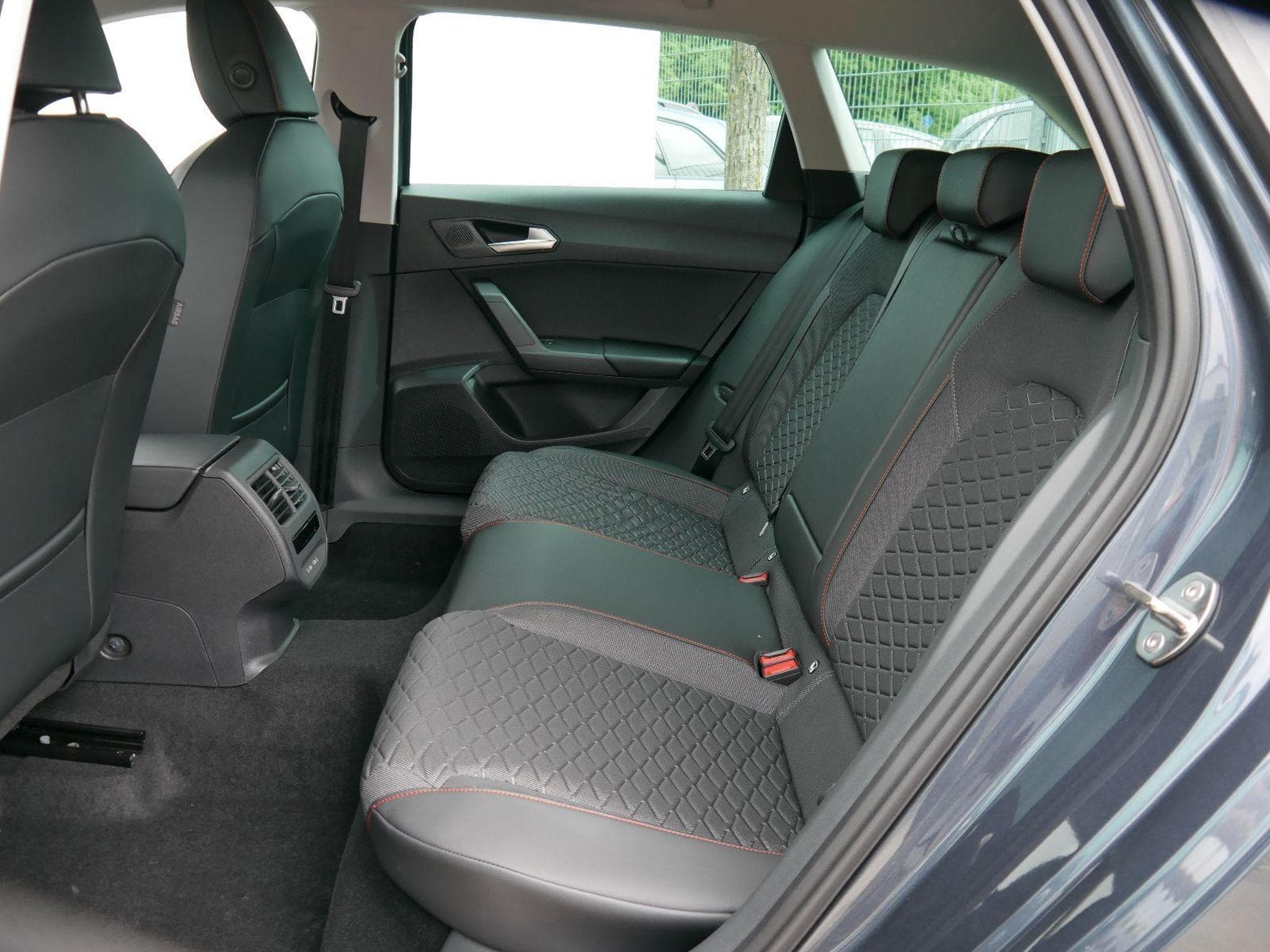 Seat Leon FR 2.0 TDI DSG (2026) - Foto 7