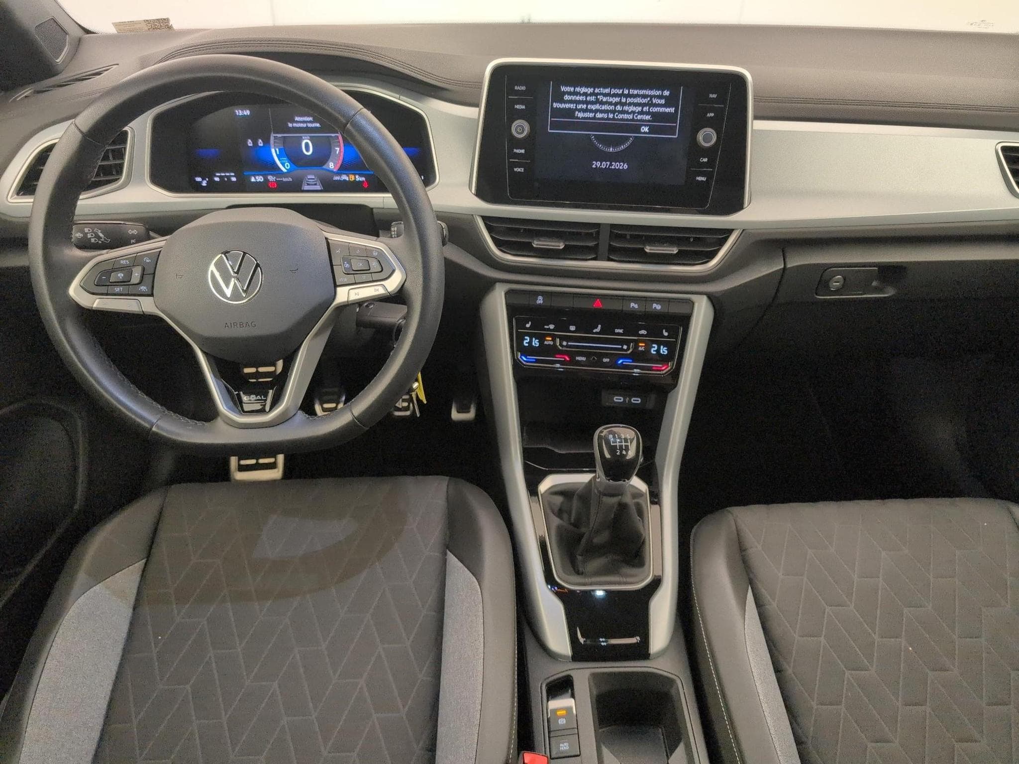 VW T-Roc Cabriolet Style (2025) - Photo 12