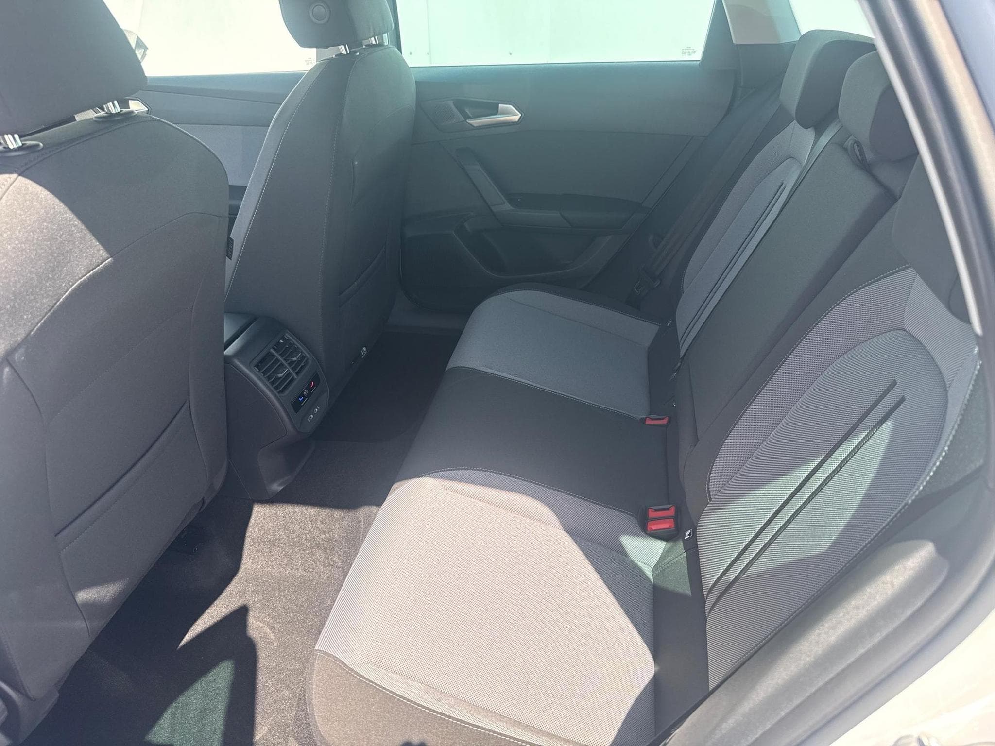 Seat Leon Style (2026) - Photo 9