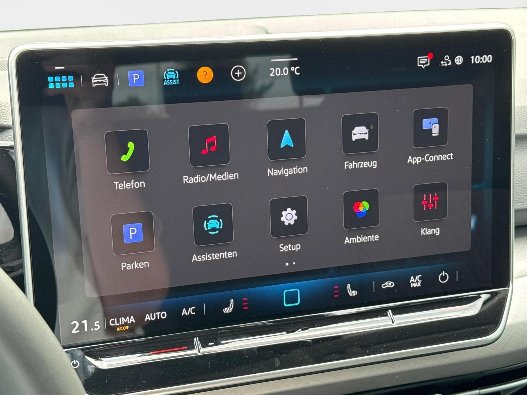 VW Golf Variant Prime (2026) - Photo 25