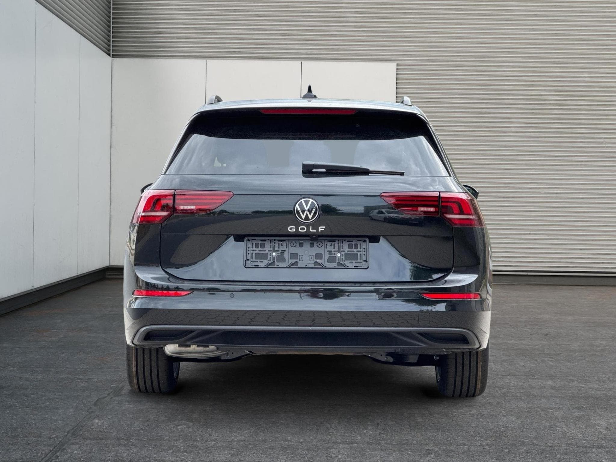 VW Golf Variant Prime (2026) - Photo 4