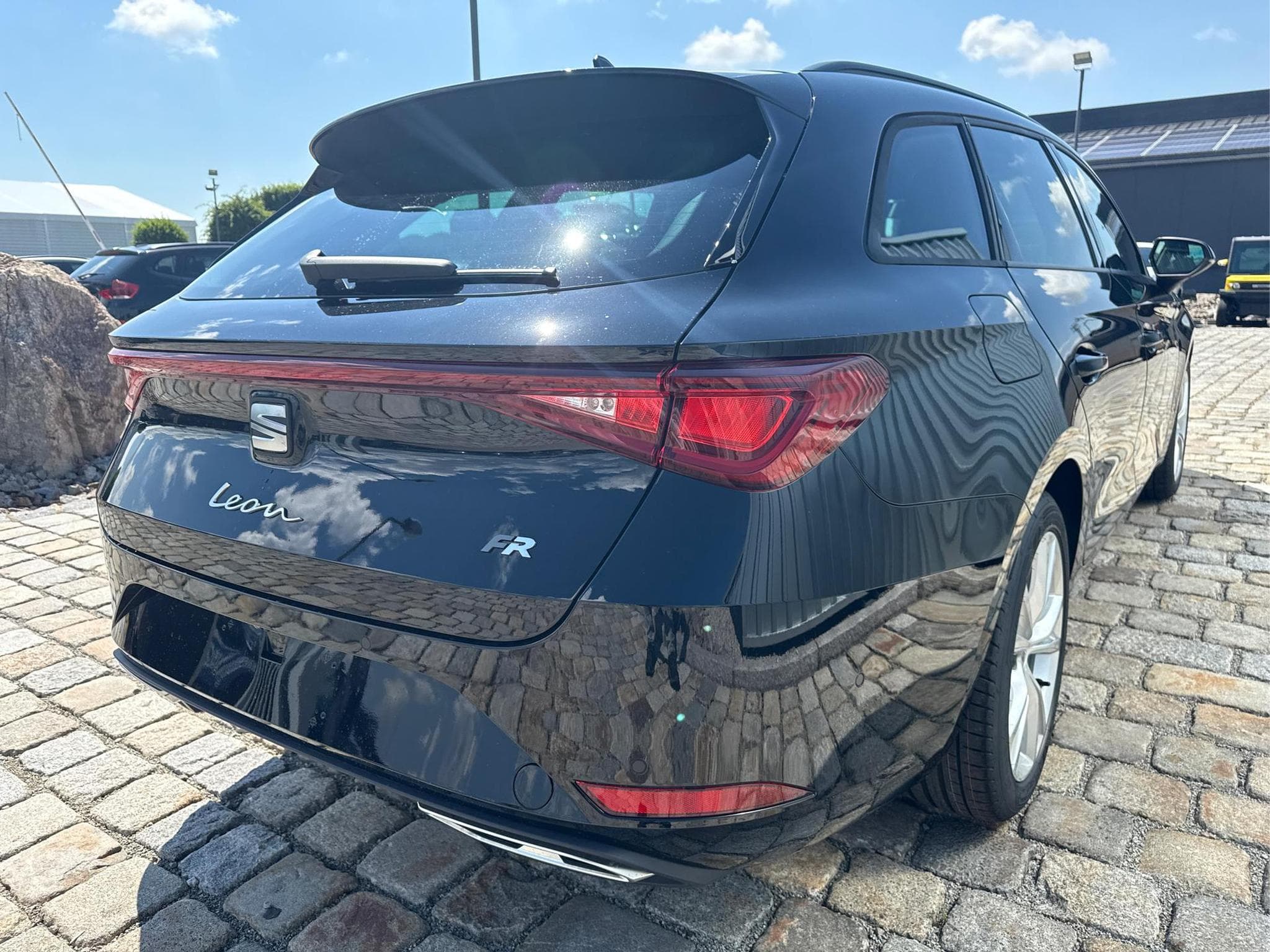 Seat Leon FR 1.5 eTSI (2026) - Photo 2
