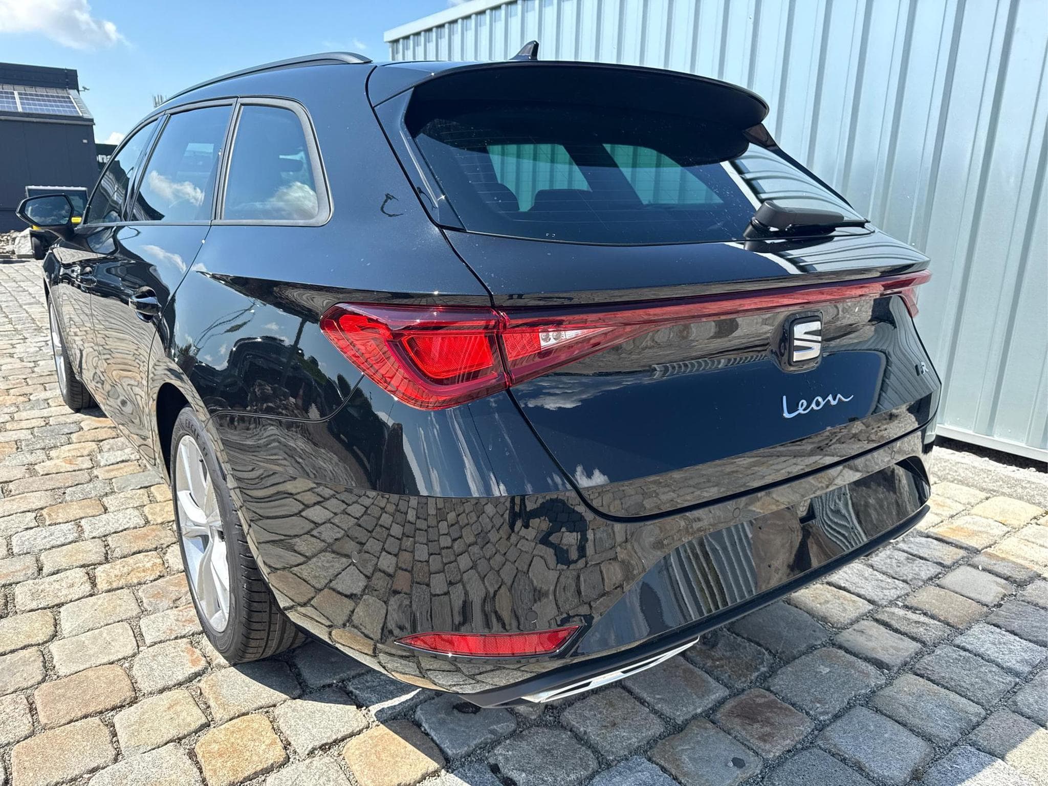 Seat Leon FR 1.5 eTSI (2026) - Photo 4