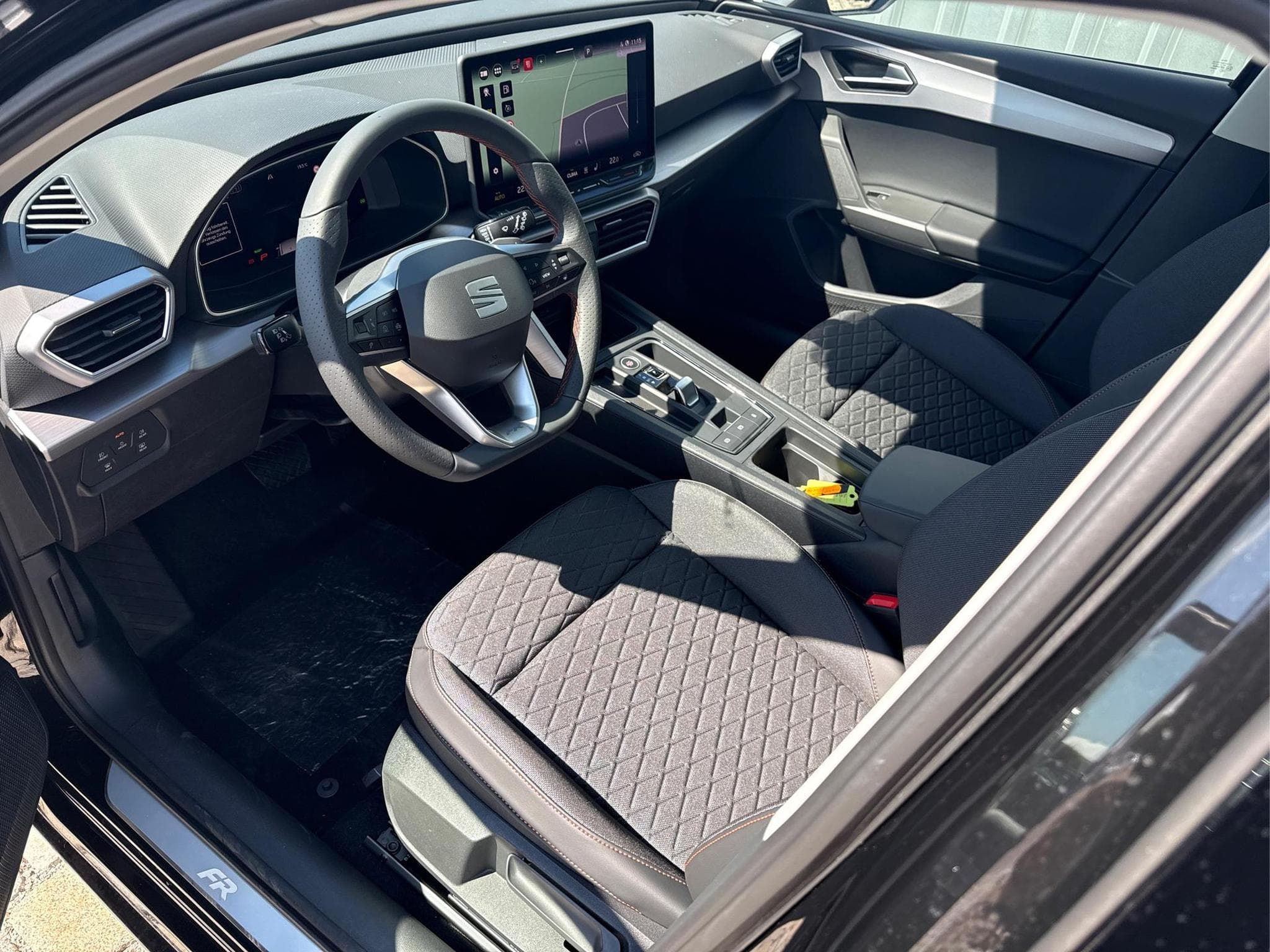 Seat Leon FR 1.5 eTSI (2026) - Photo 6