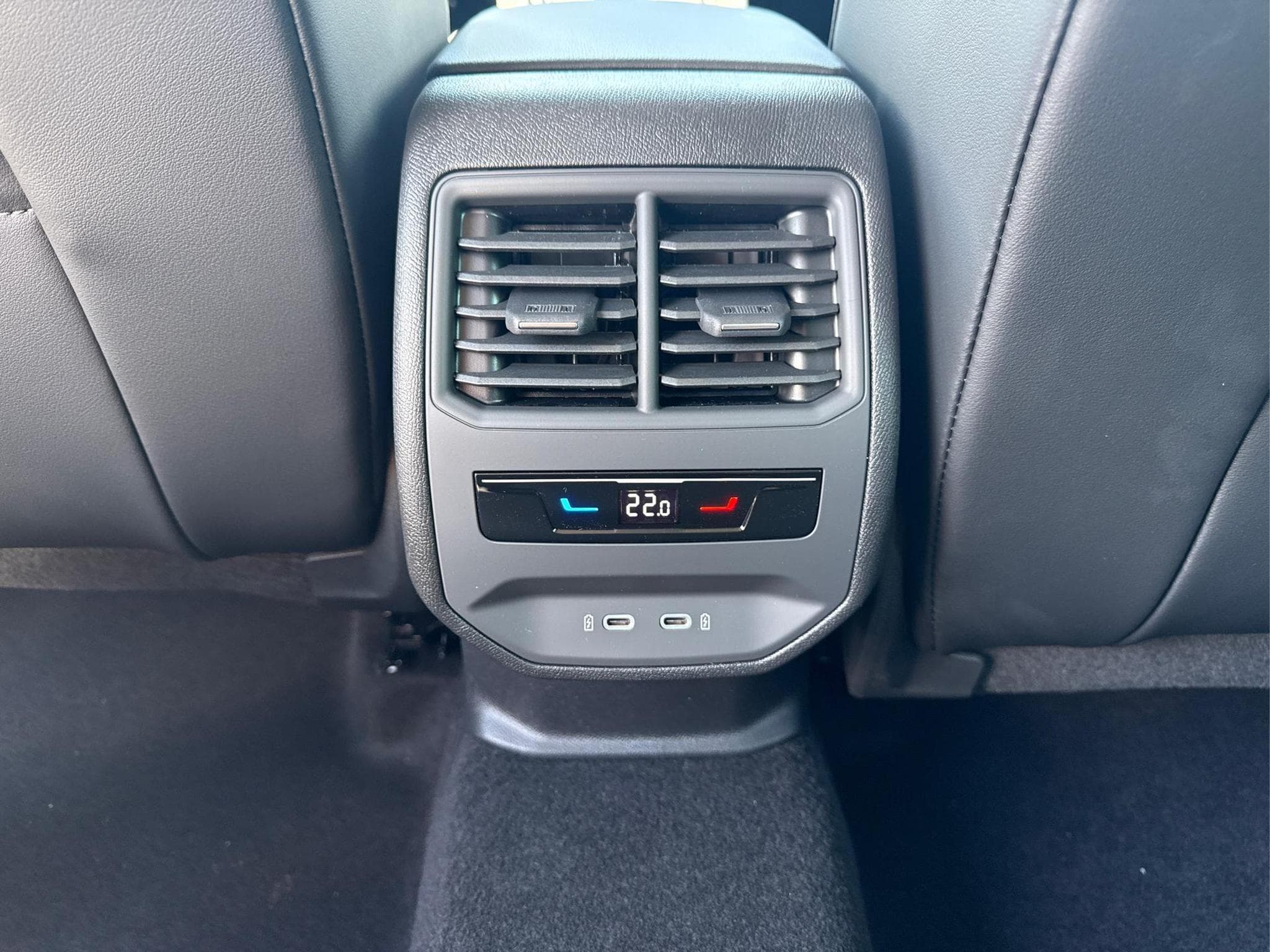 Seat Leon FR 1.5 eTSI (2026) - Photo 9