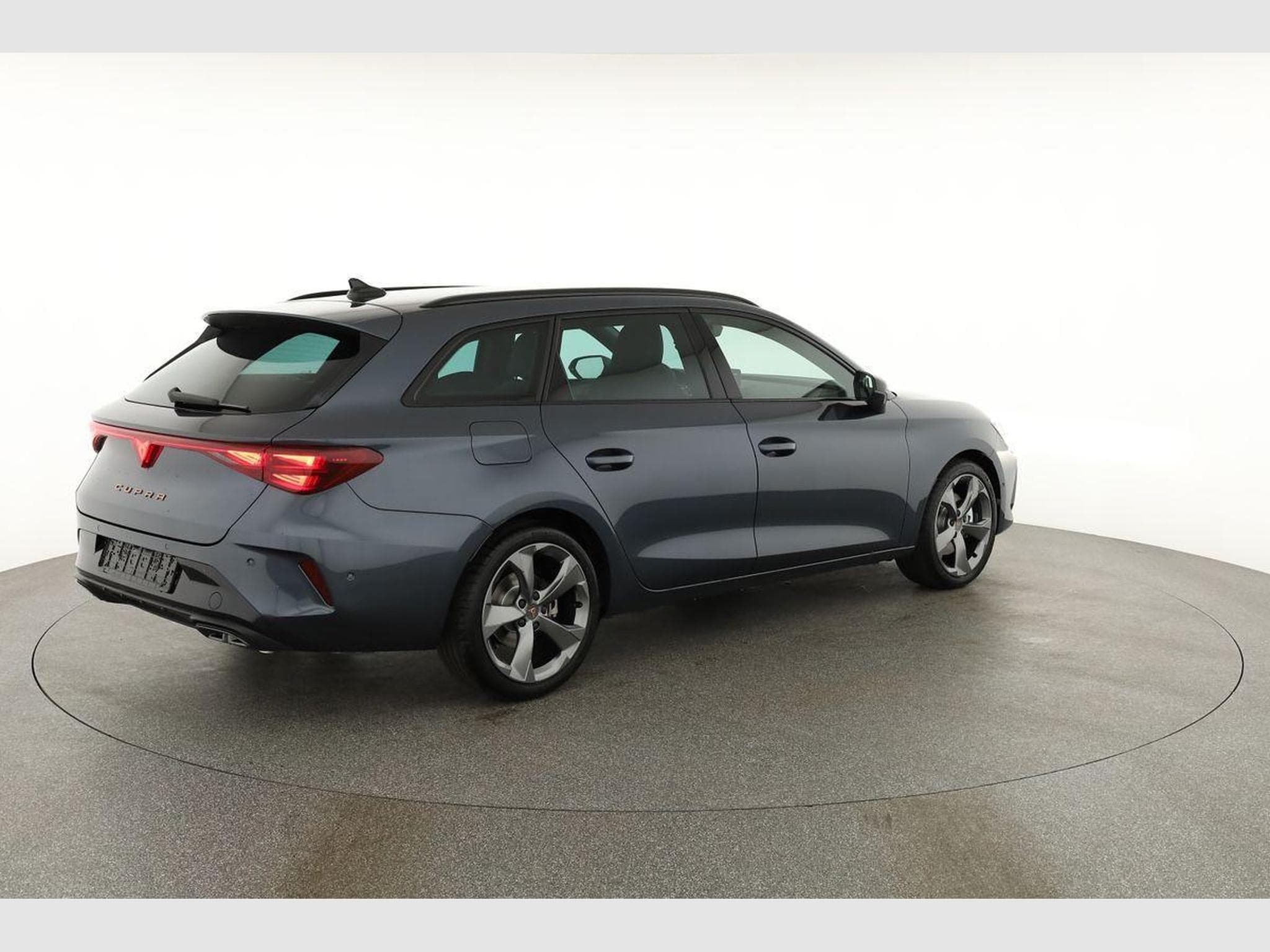 Seat Leon 2.0 TSI 150 kW 4Drive (2026) - Photo 17