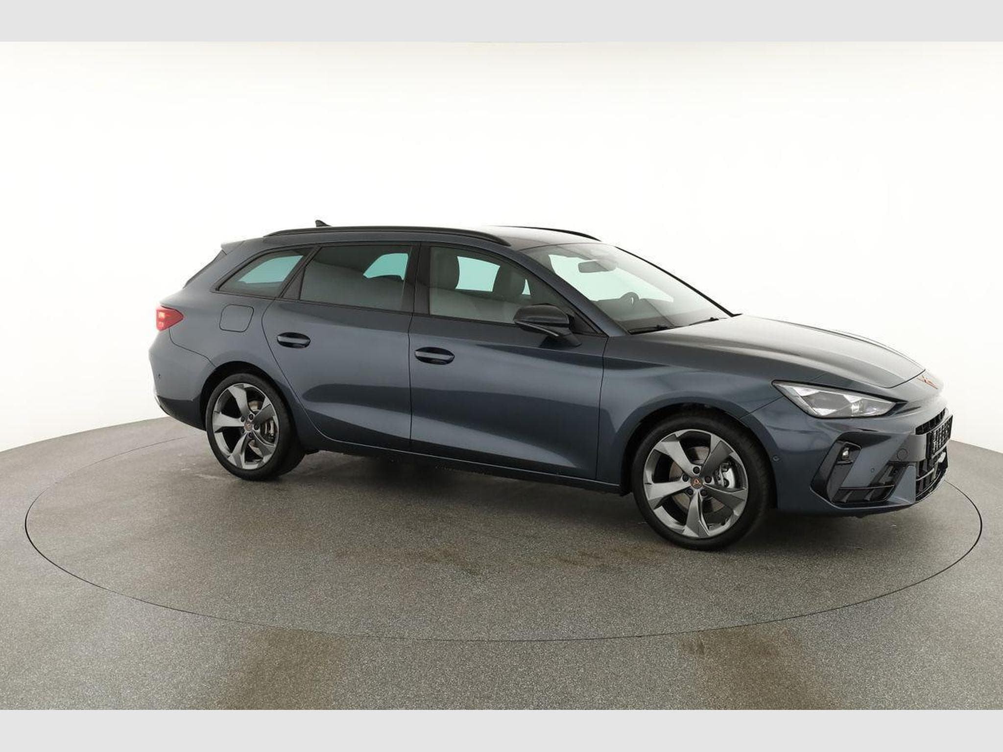 Seat Leon 2.0 TSI 150 kW 4Drive (2026) - Photo 22